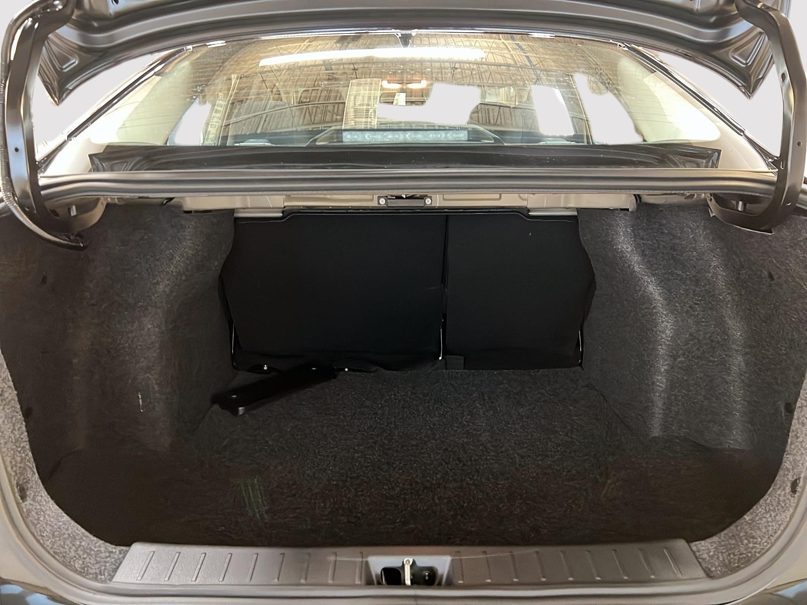 Nissan Versa SR 2024 - image #12