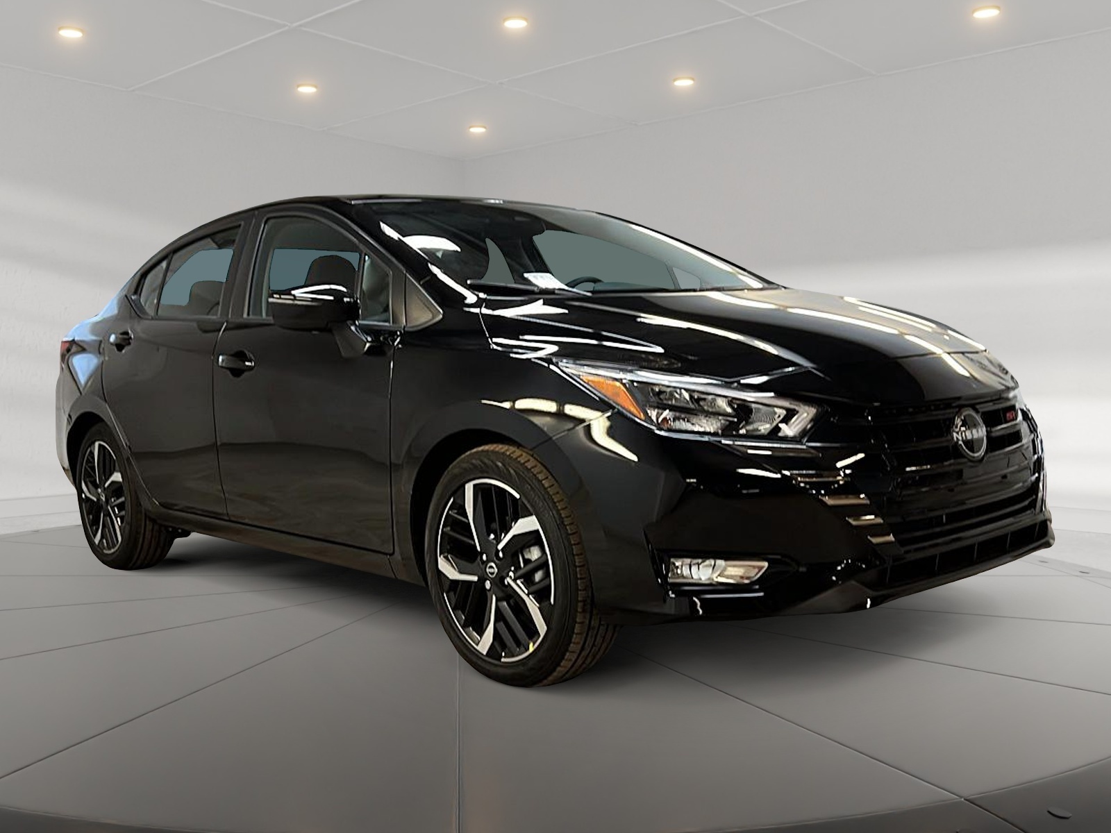 Nissan Versa SR 2024 - image #3