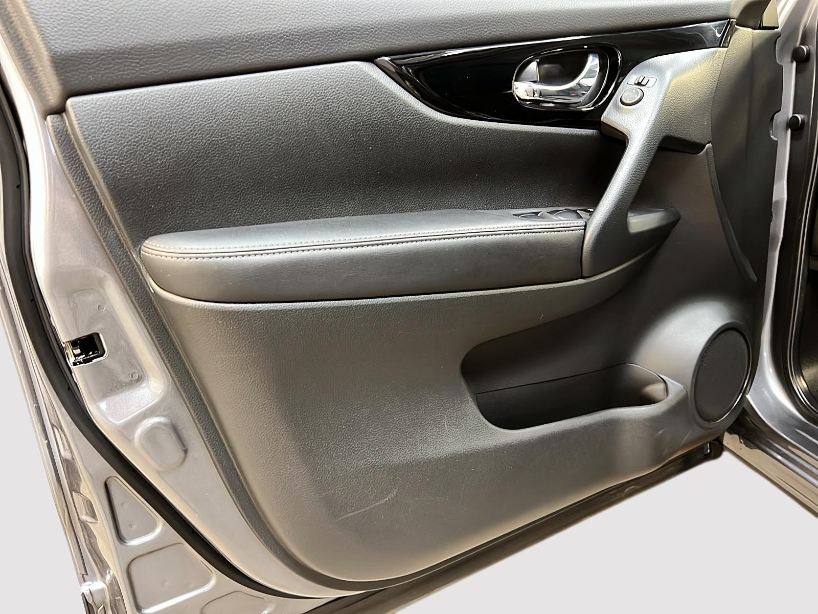 Nissan Qashqai 2023 - Image #24