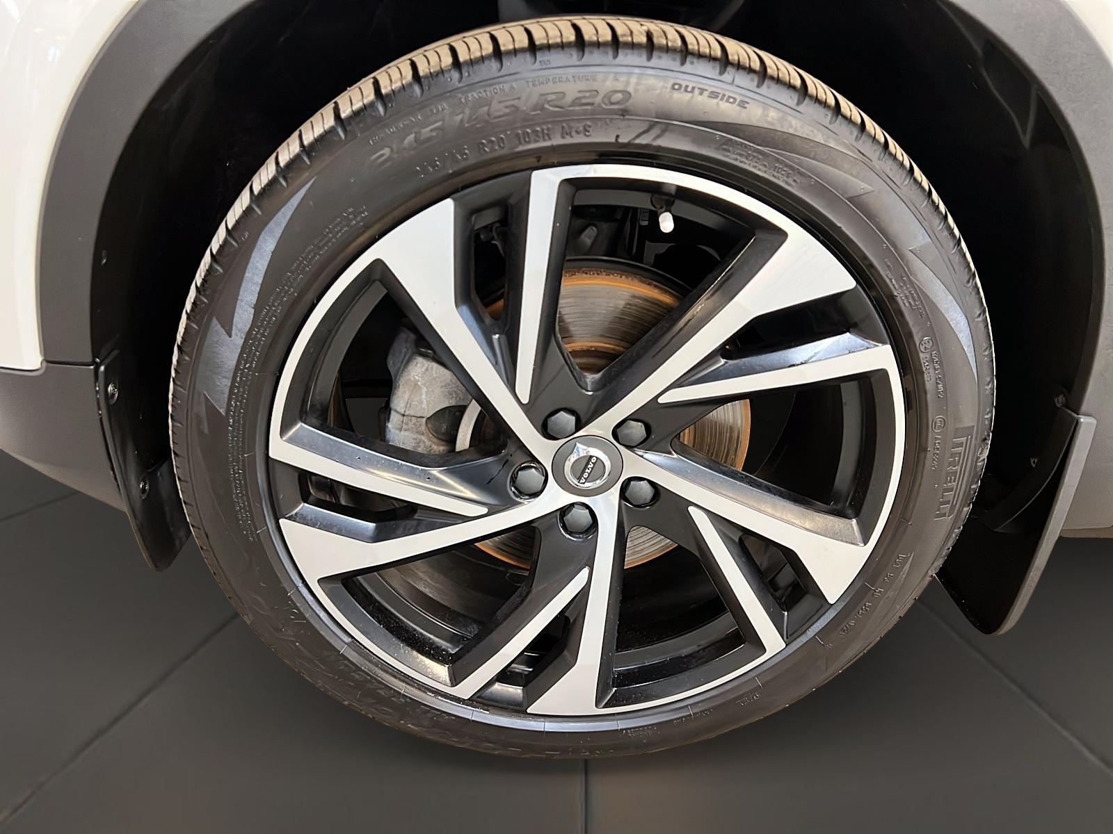 Volvo XC40 2022 - Image #31