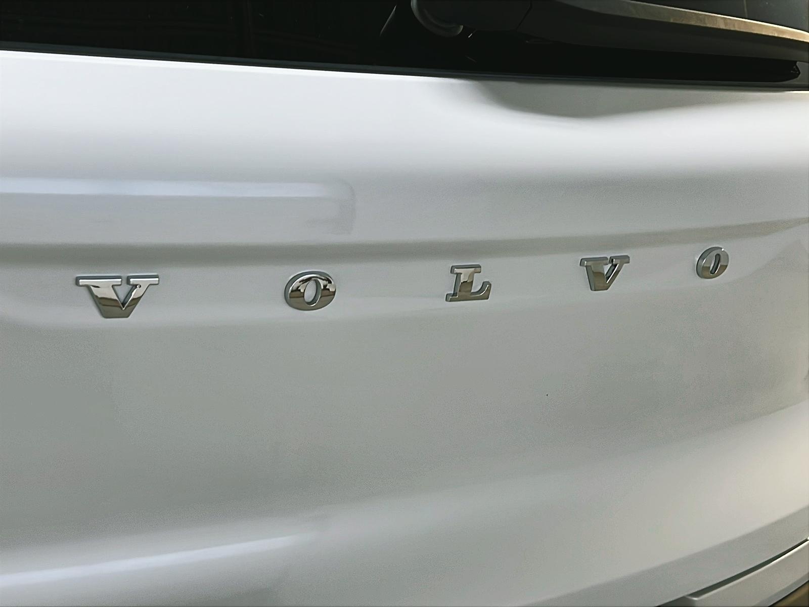 Volvo XC40 2022 - Image #29