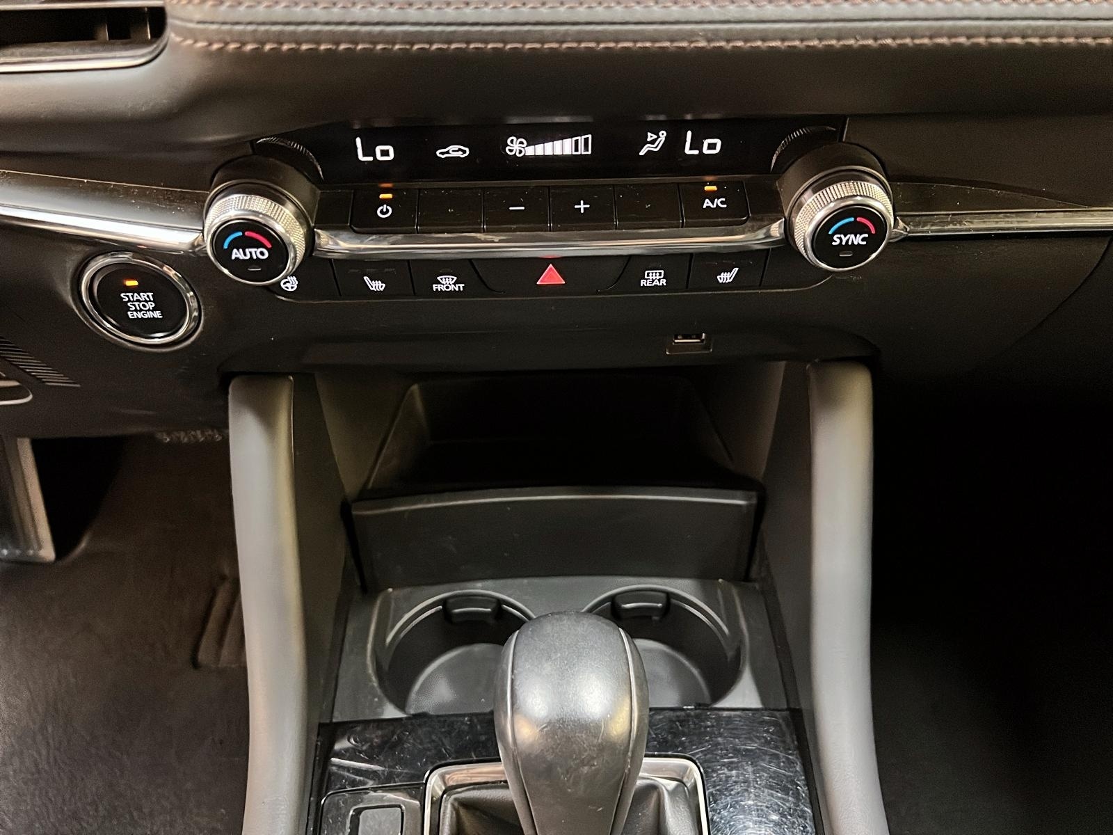 Mazda Mazda3 Sport 2021 - Image #16