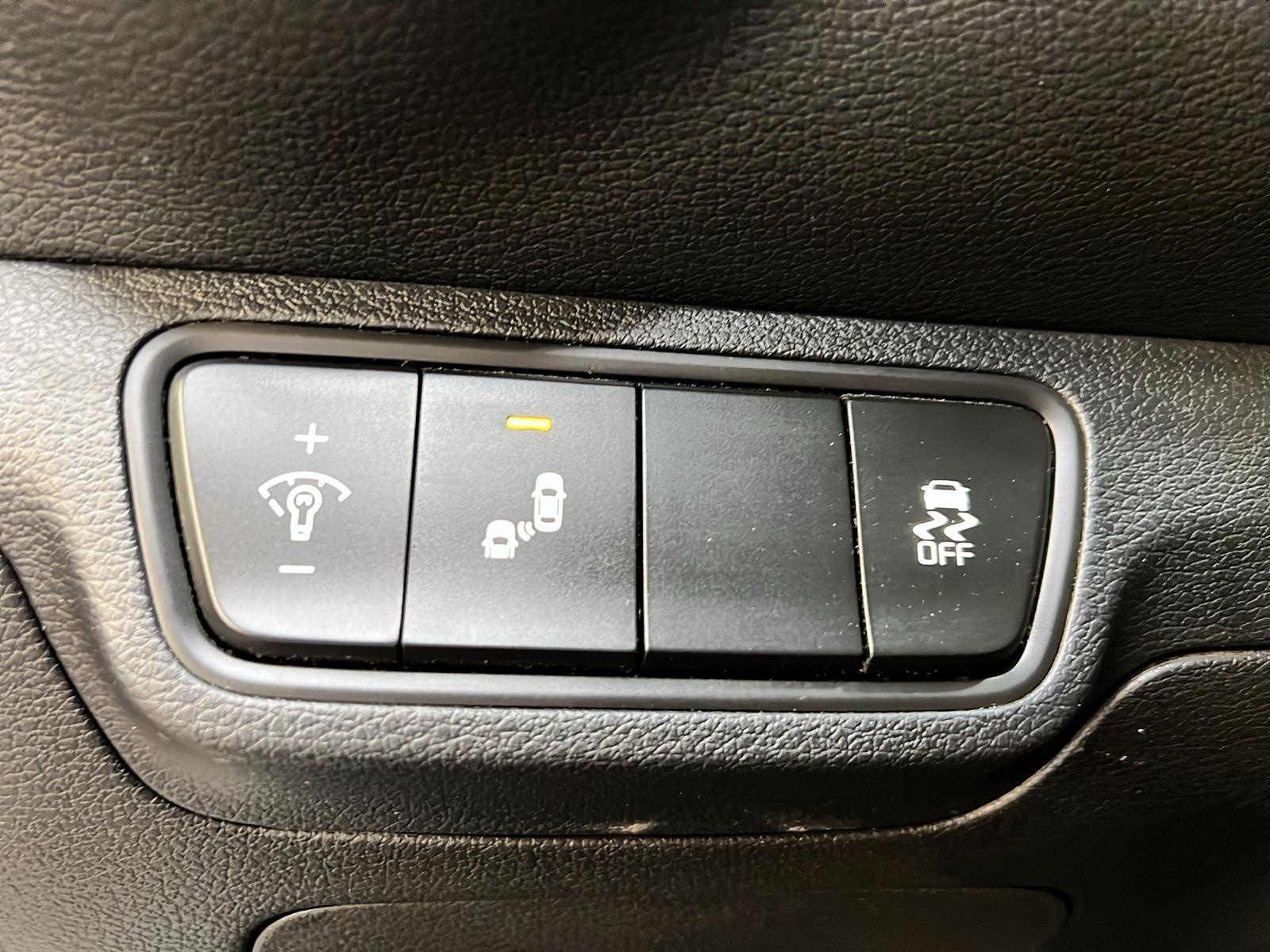 Kia Forte 2023 - Image #22