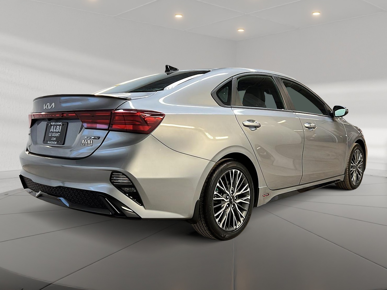 Kia Forte 2023 - Image #4