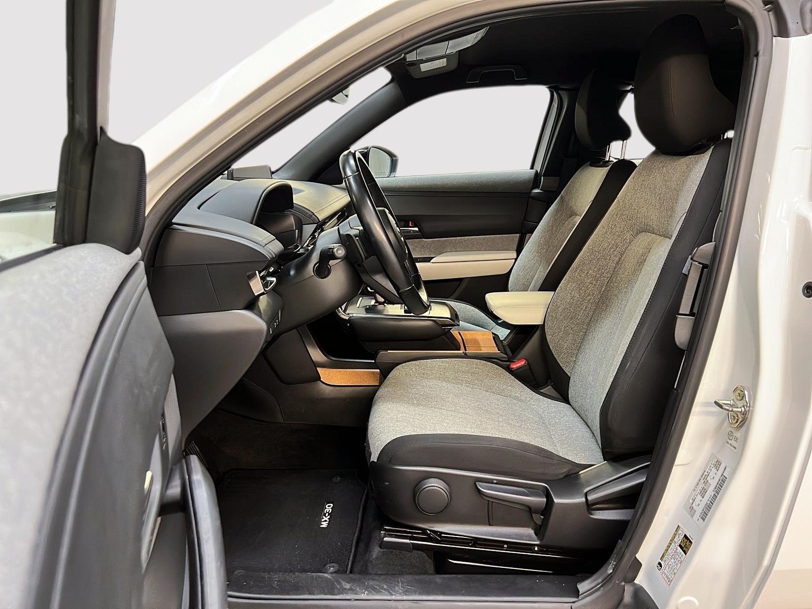 Mazda MX-30 GS NAV 2023 - image #7