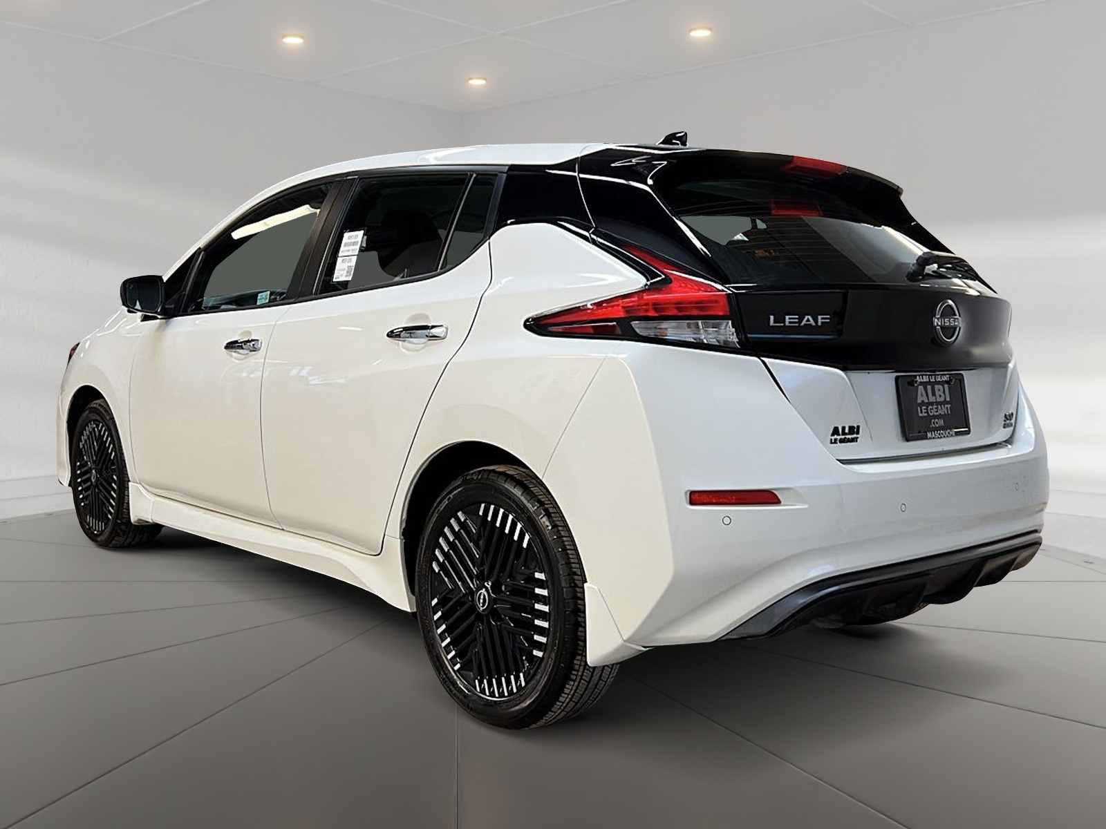 Nissan Leaf 2024 - Image #6