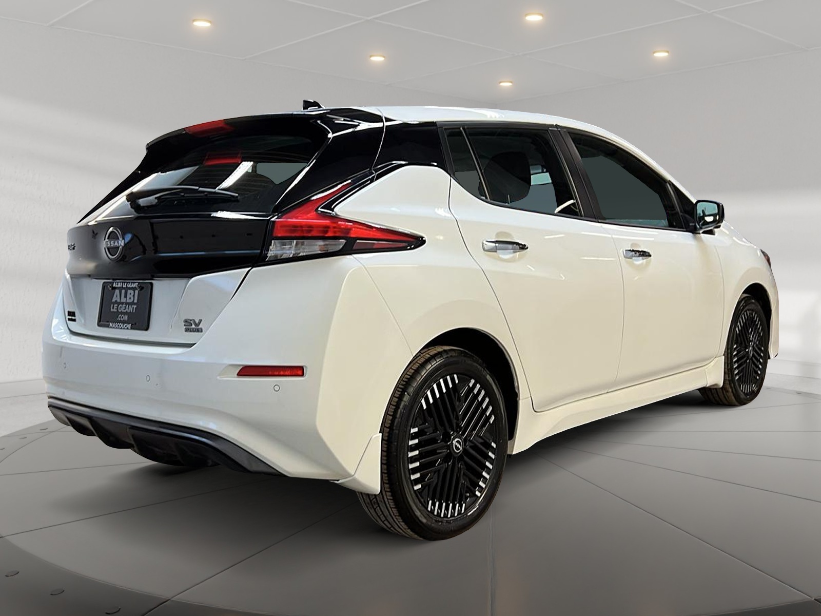 Nissan Leaf 2024 - Image #4