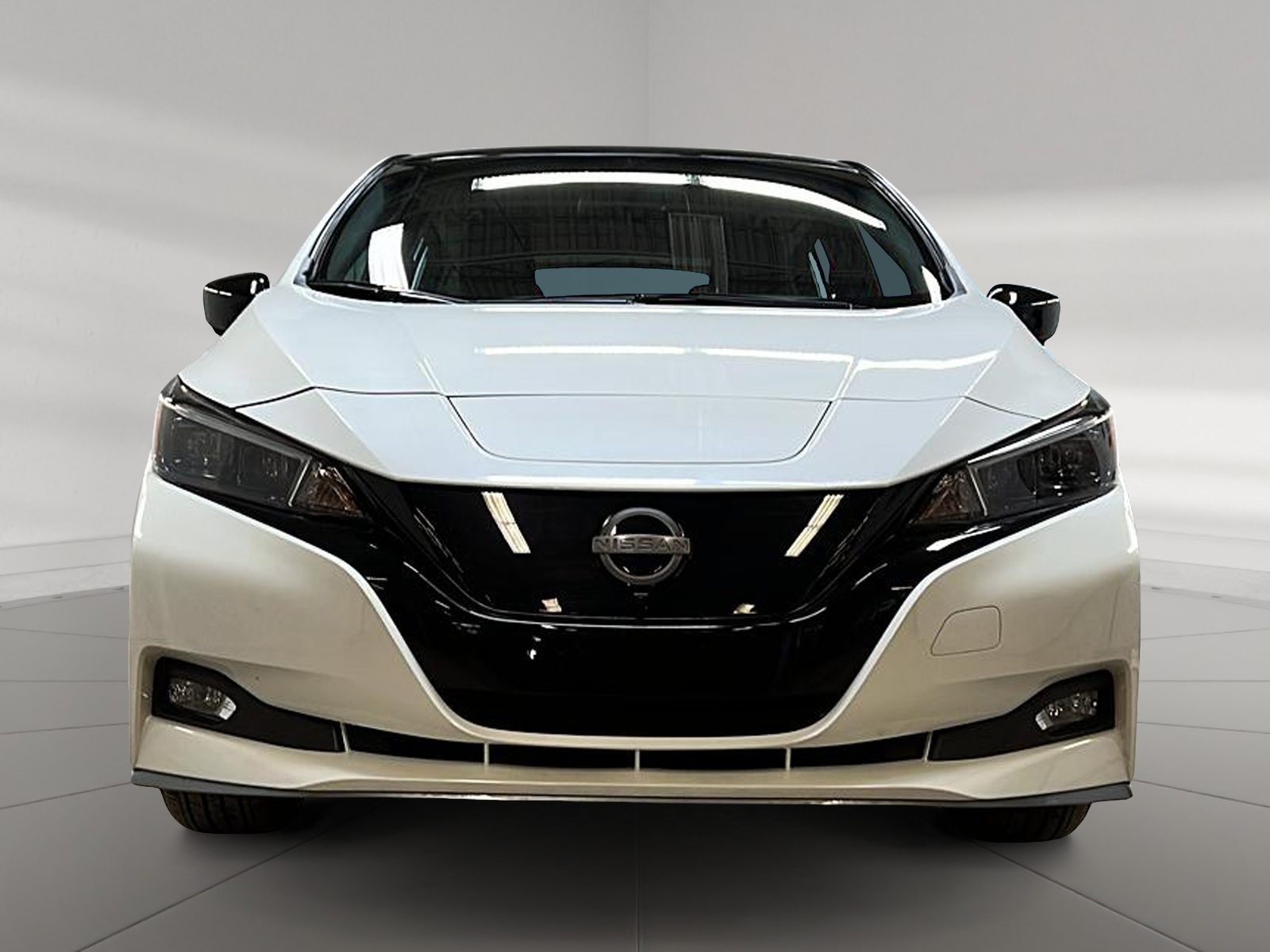 Nissan Leaf 2024 - Image #2