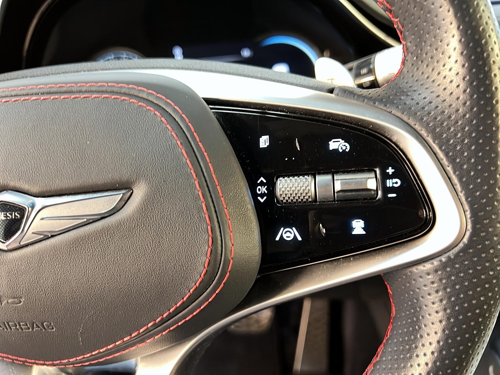 Genesis GV70 PRESTIGE 2.5T TOIT PANO NAV 4RM 2022 - image #22