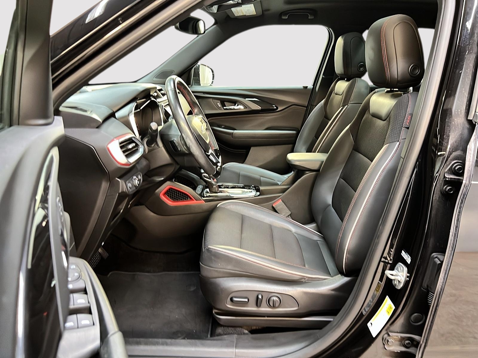 Chevrolet Trailblazer 1RS TOIT PANO 4RM 2021 - image #7