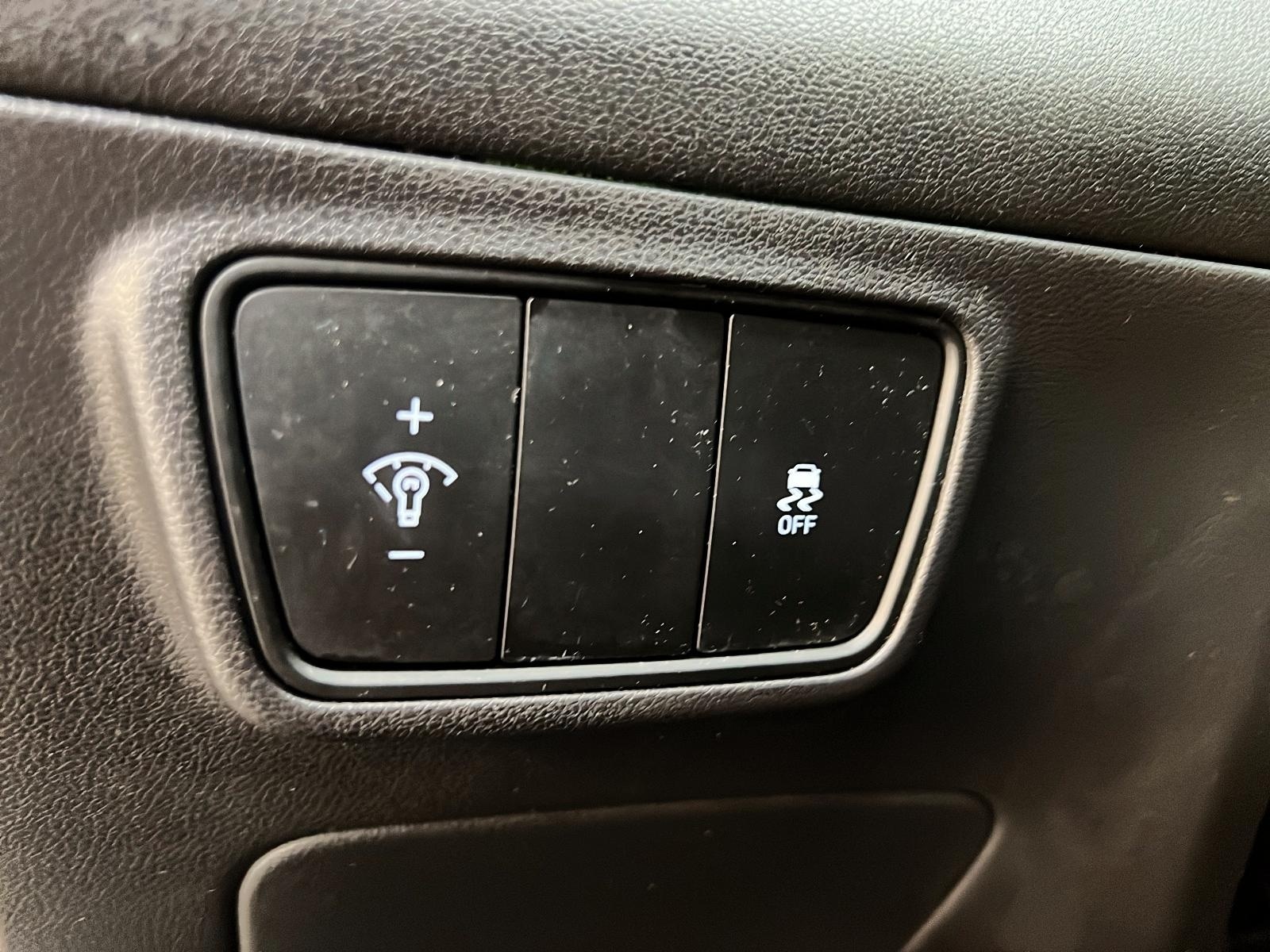 Hyundai Tucson ESSENTIEL 2022 - image #19