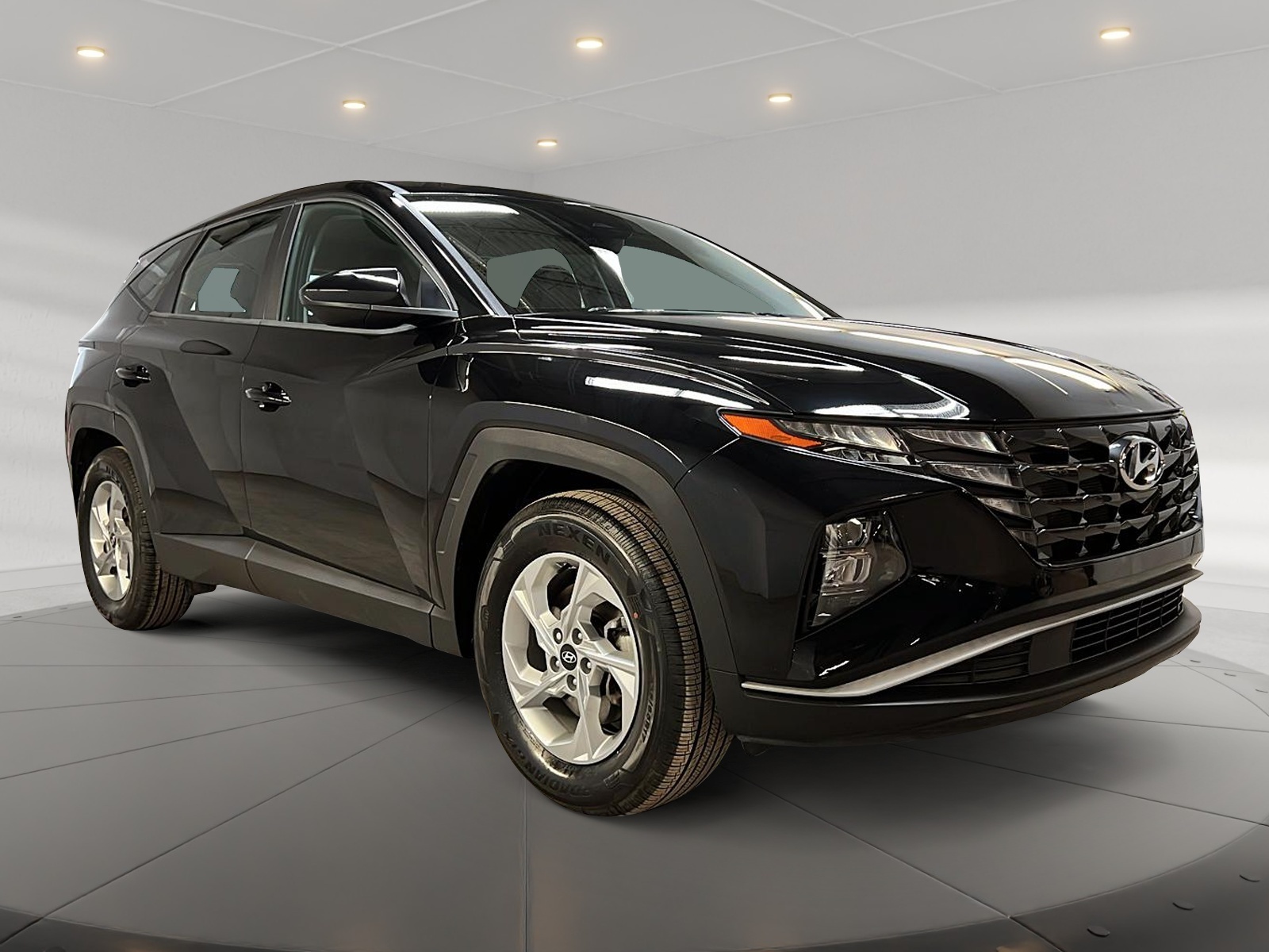 Hyundai Tucson ESSENTIEL 2022 - image #3