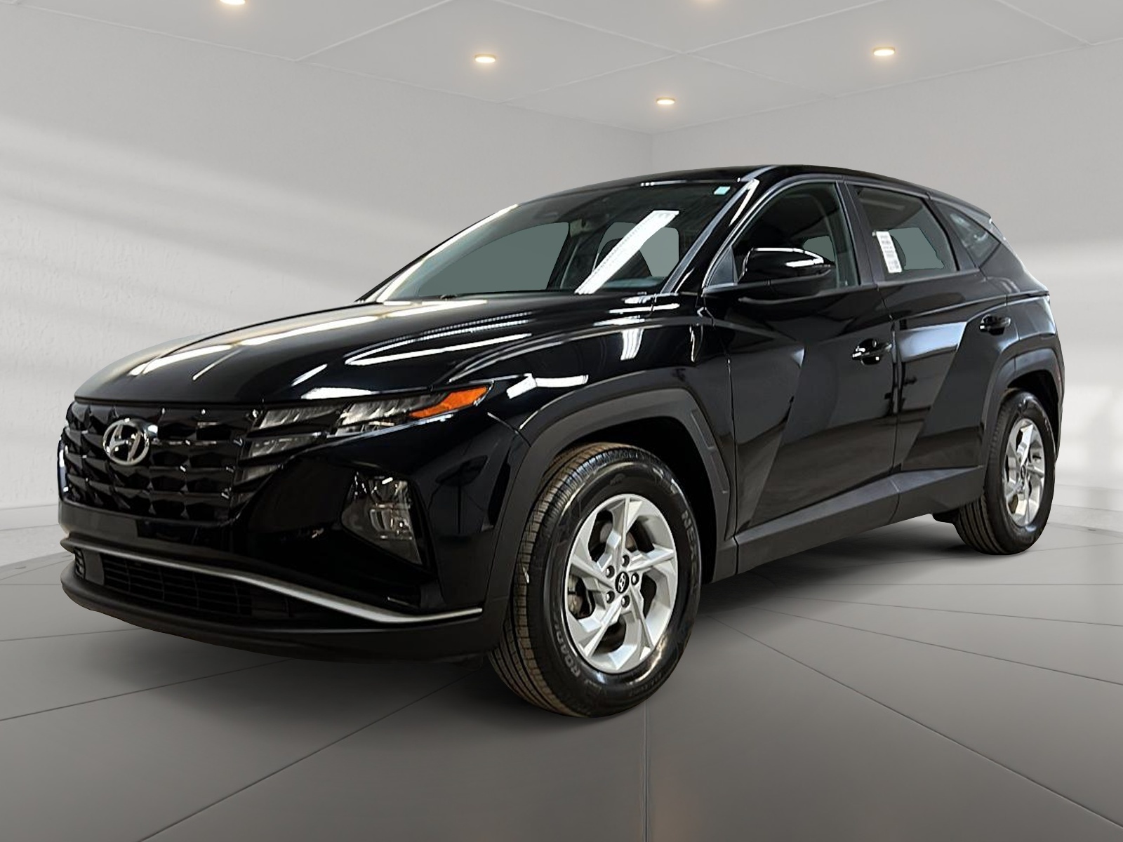 Hyundai Tucson ESSENTIEL 2022 - image #1