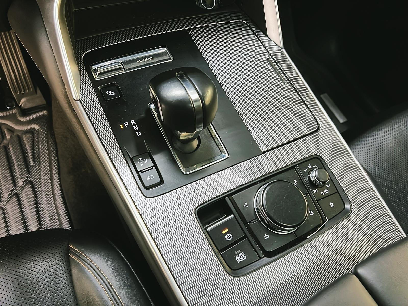 Mazda CX-90 GT PHEV CUIR TOIT PANO NAV 4RM 2024 - image #17