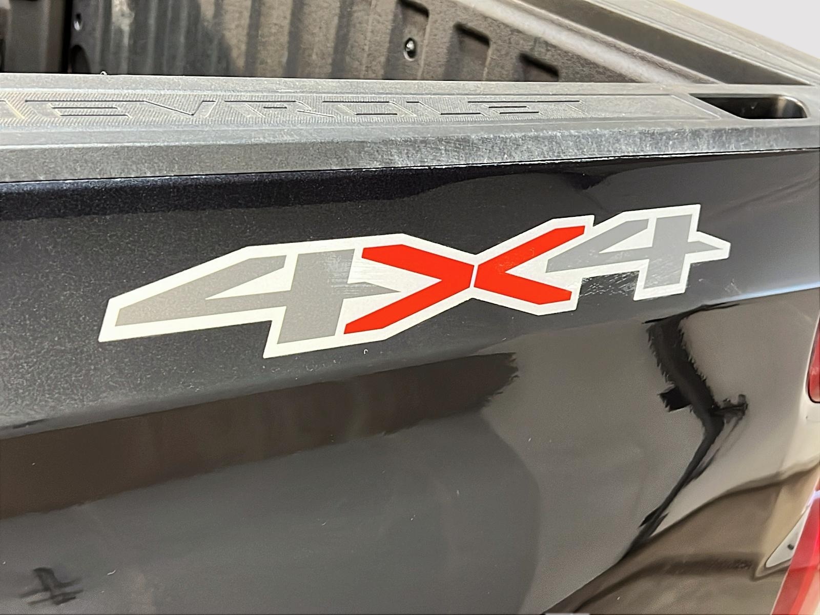 Chevrolet Silverado 1500 CUSTOM CREW CAB 4X4 2023 - image #23