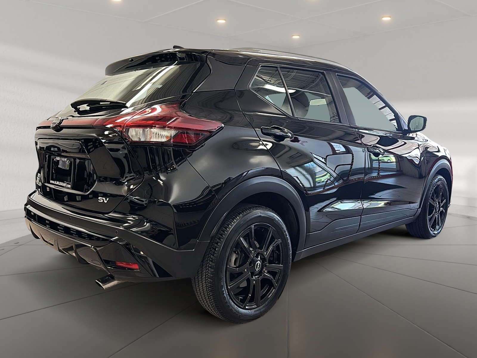 Nissan Kicks 2023 - Image #4