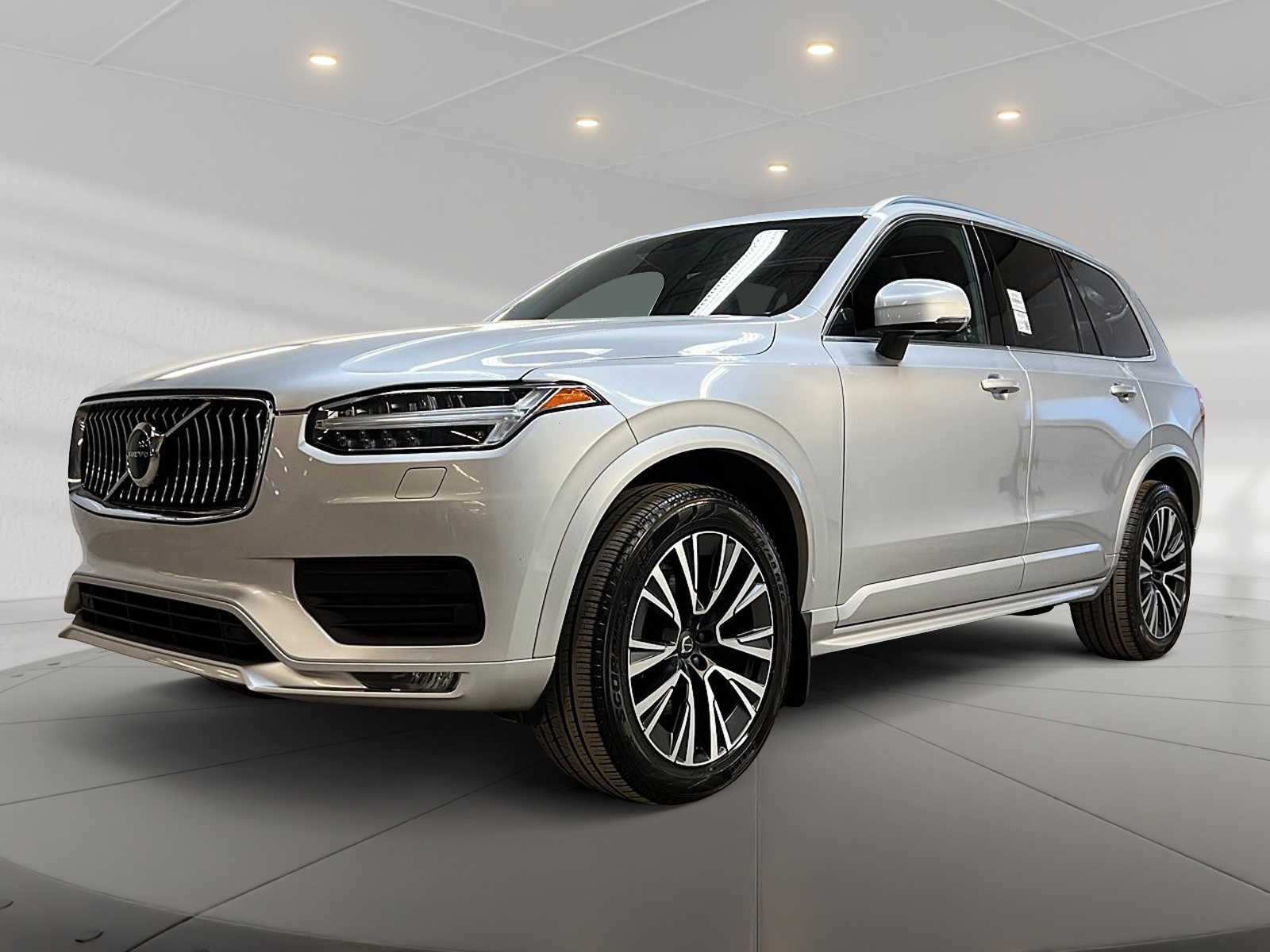 Volvo XC90 2021 - Image #1