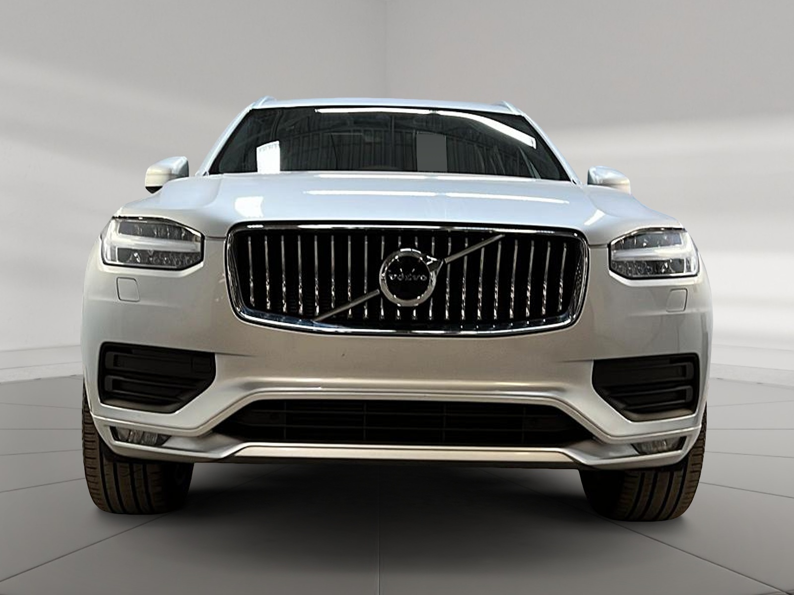 Volvo XC90 2021 - Image #2