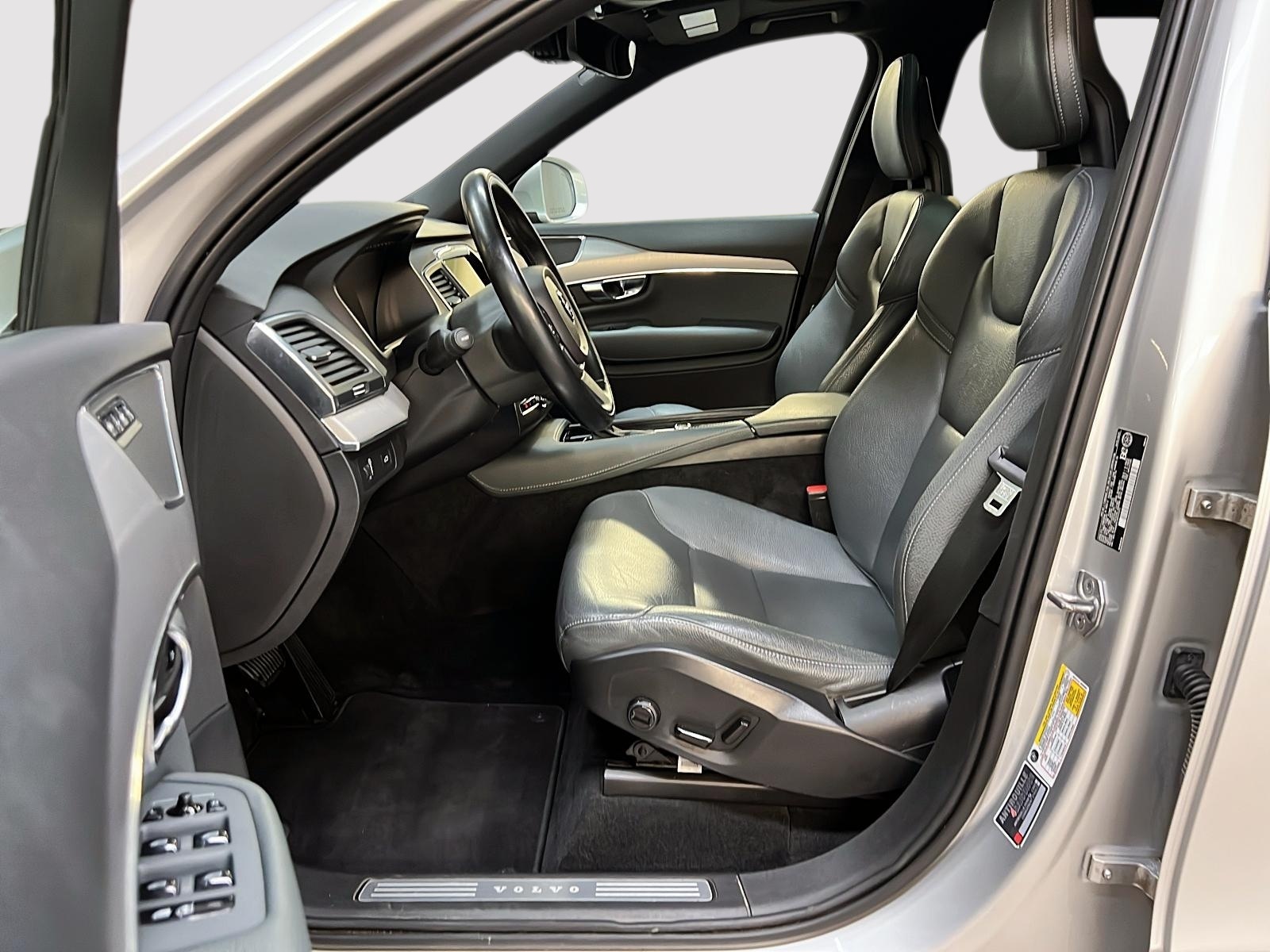 Volvo XC90 2021 - Image #7