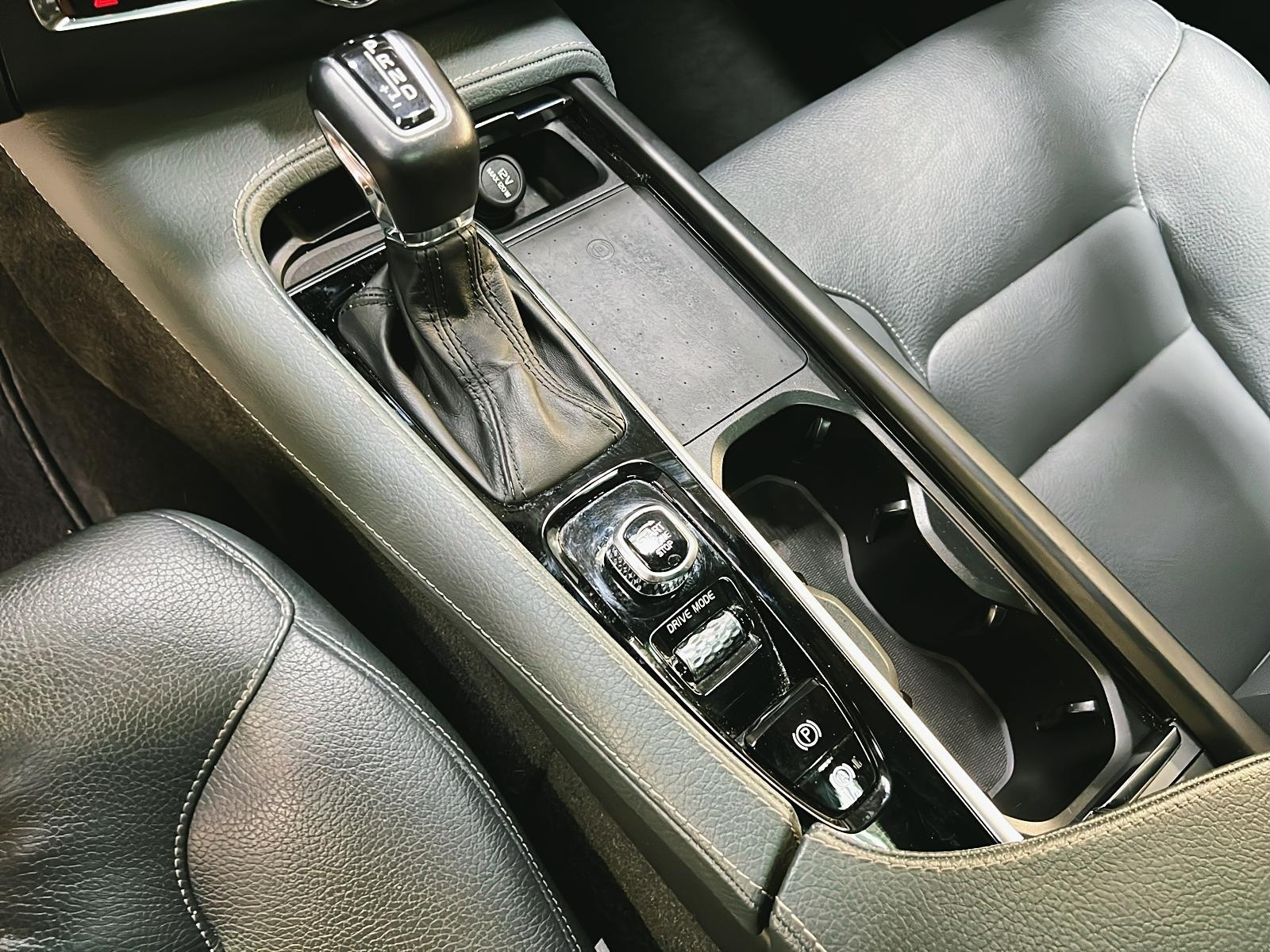 Volvo XC90 2021 - Image #17