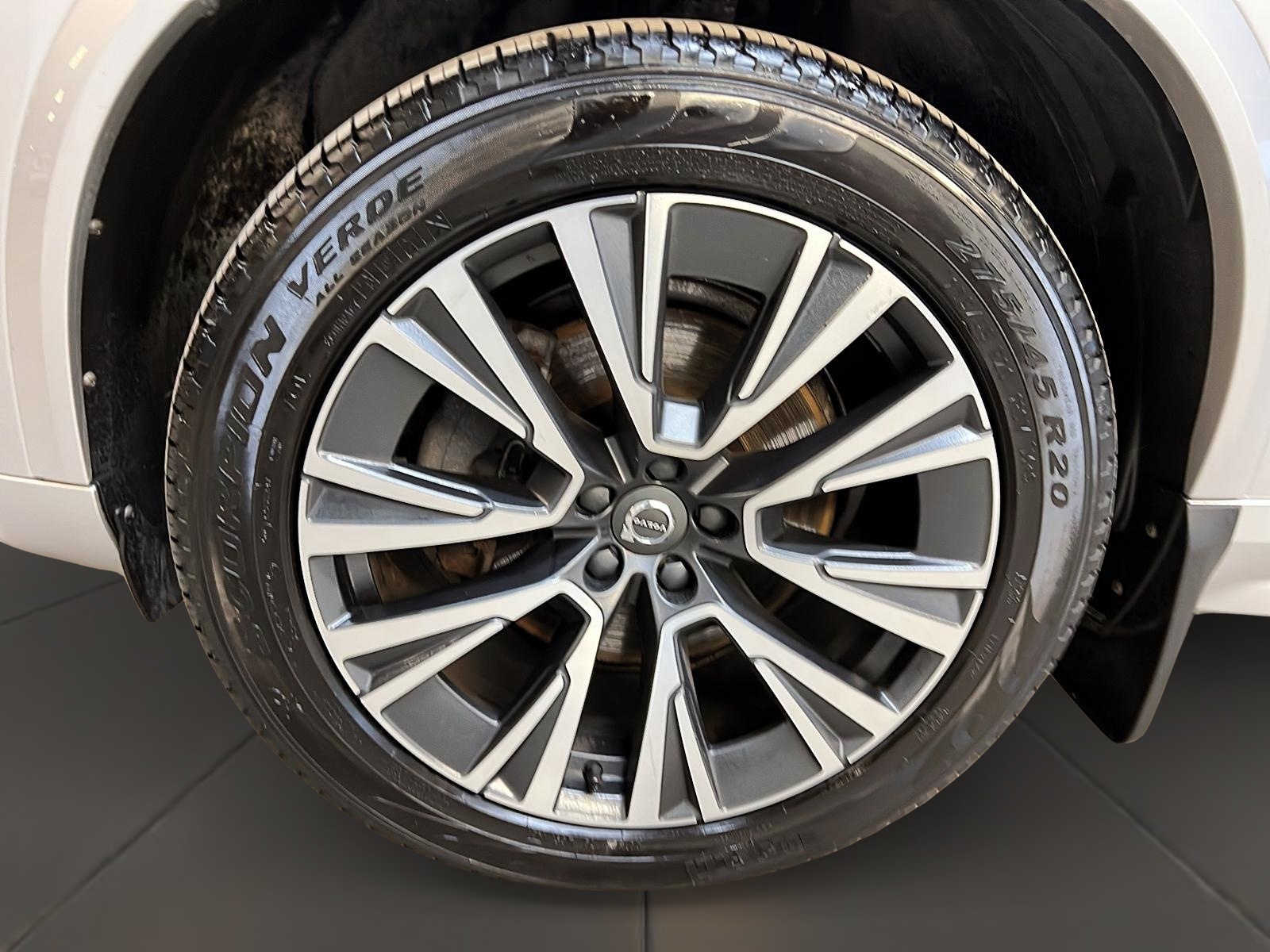 Volvo XC90 T6 MOMENTUM CUIR TOIT PANO NAV 4RM 2021 - image #33