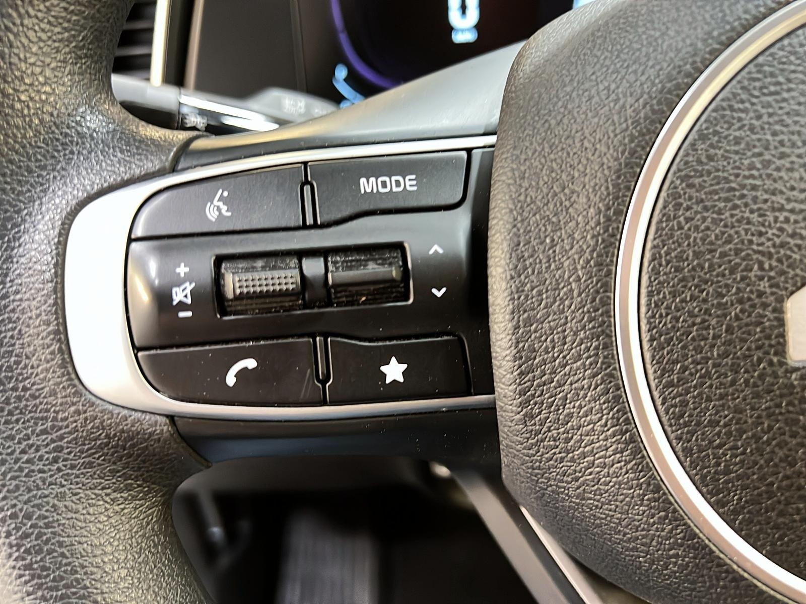 Kia Sportage LX 2023 - image #18