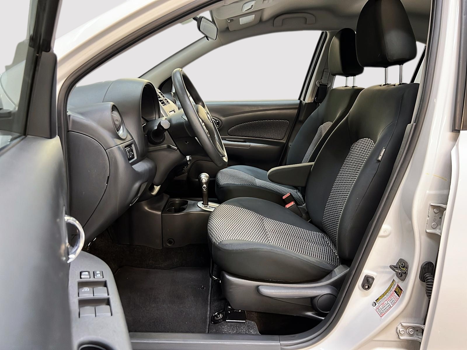 Nissan Micra SV 2019 - image #7