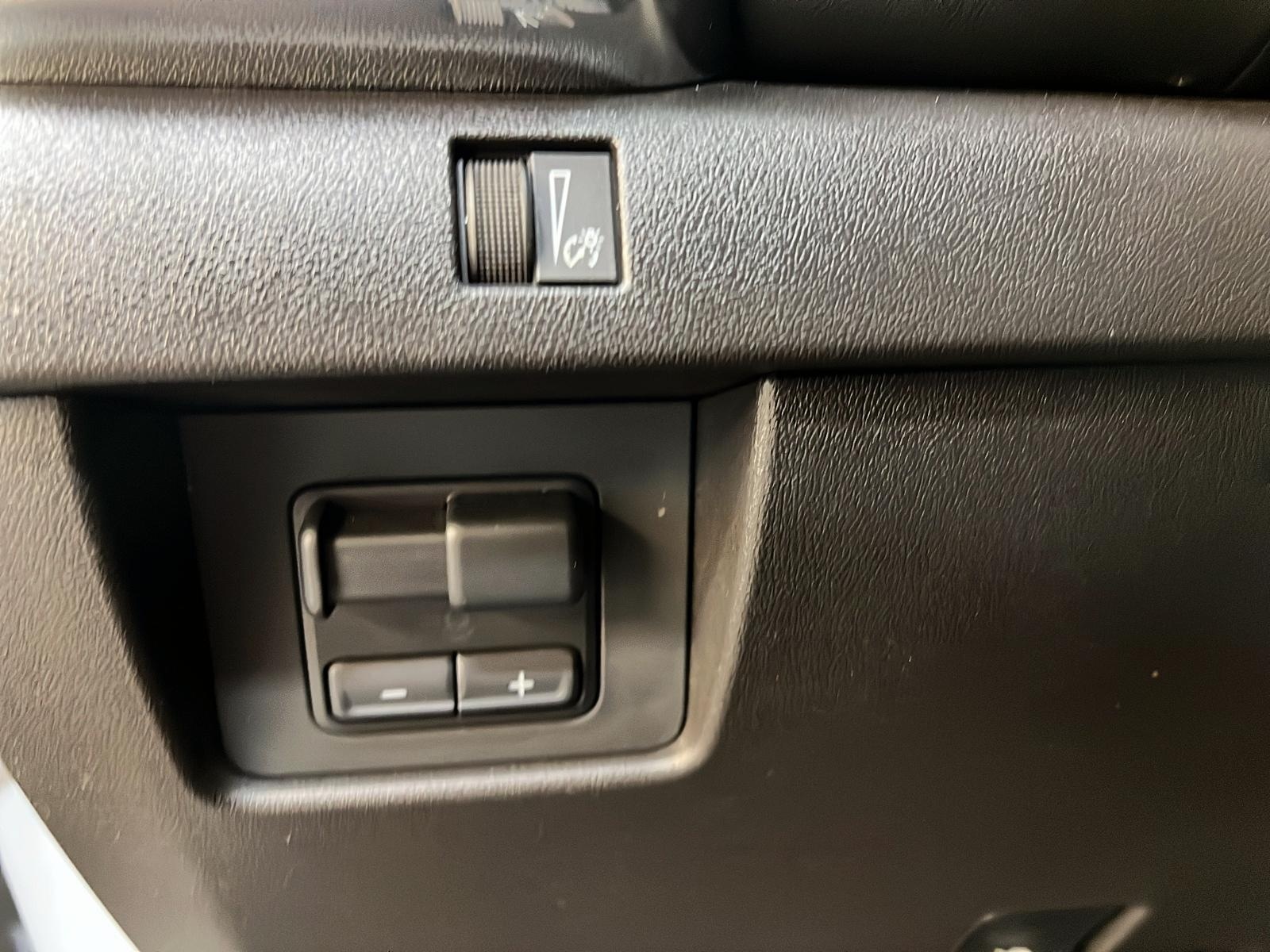 GMC Canyon ELEVATION CREW CAB 4X4 2023 - image #22