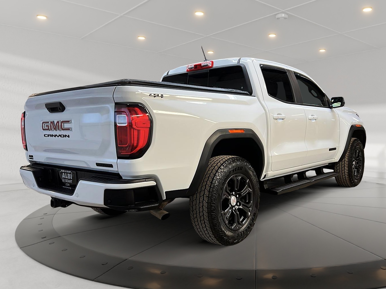 GMC Canyon ELEVATION CREW CAB 4X4 2023 - image #4