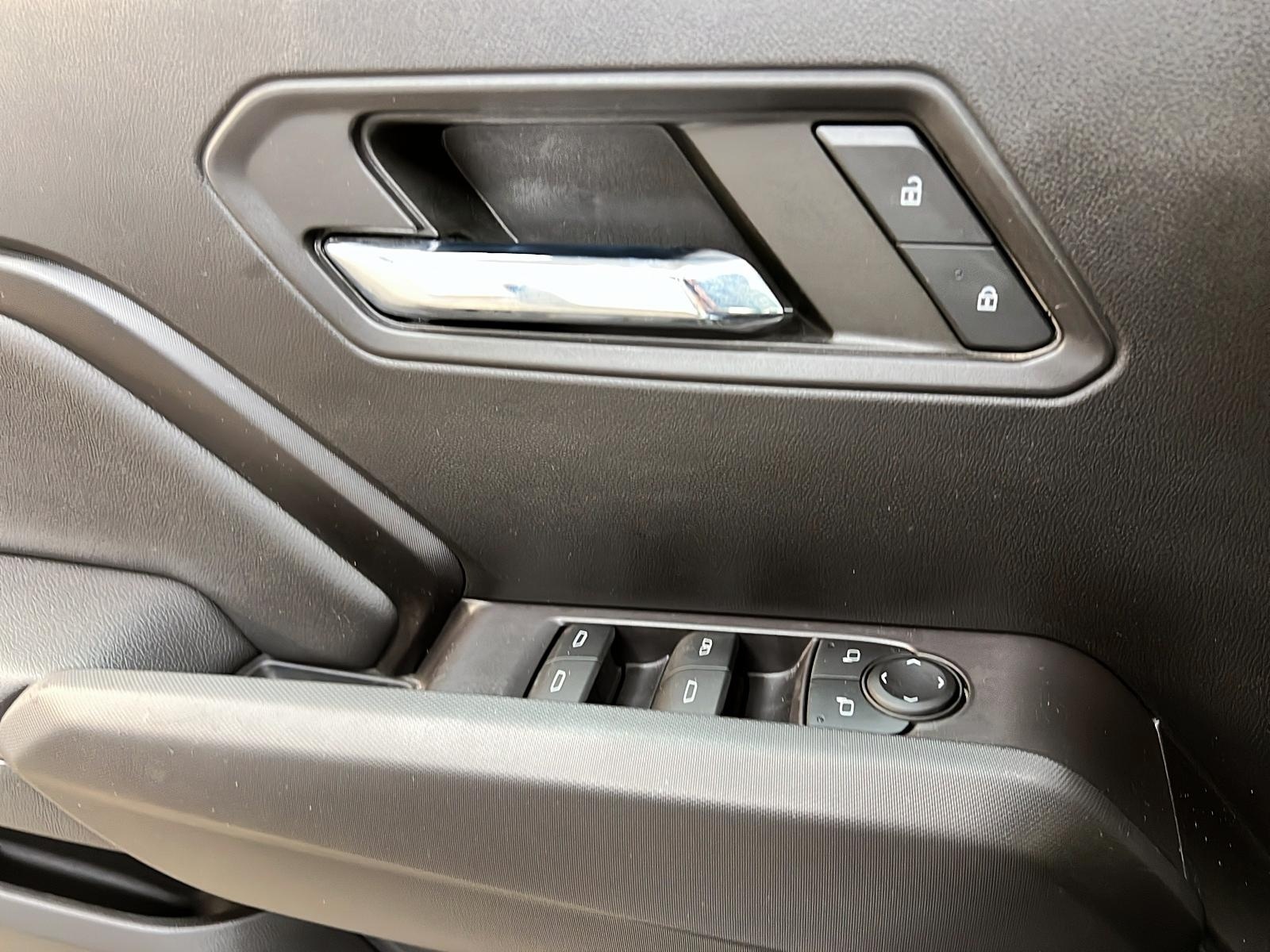 GMC Canyon ELEVATION CREW CAB 4X4 2023 - image #23