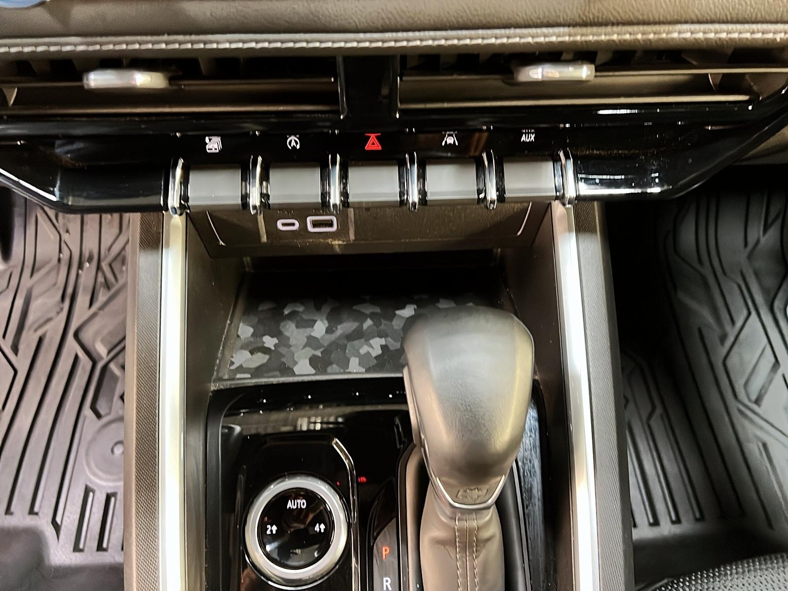 Chevrolet Colorado LT CREW CAB 4X4 2023 - image #14