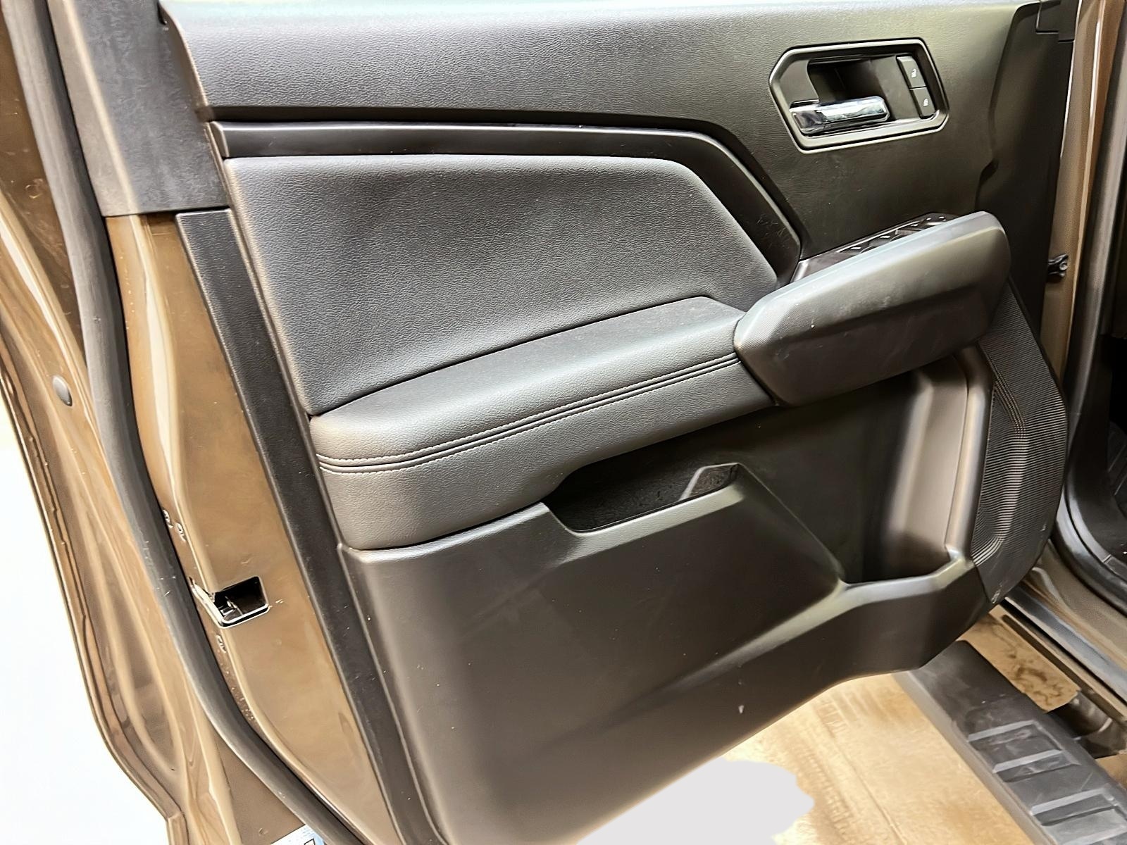 Chevrolet Colorado LT CREW CAB 4X4 2023 - image #22