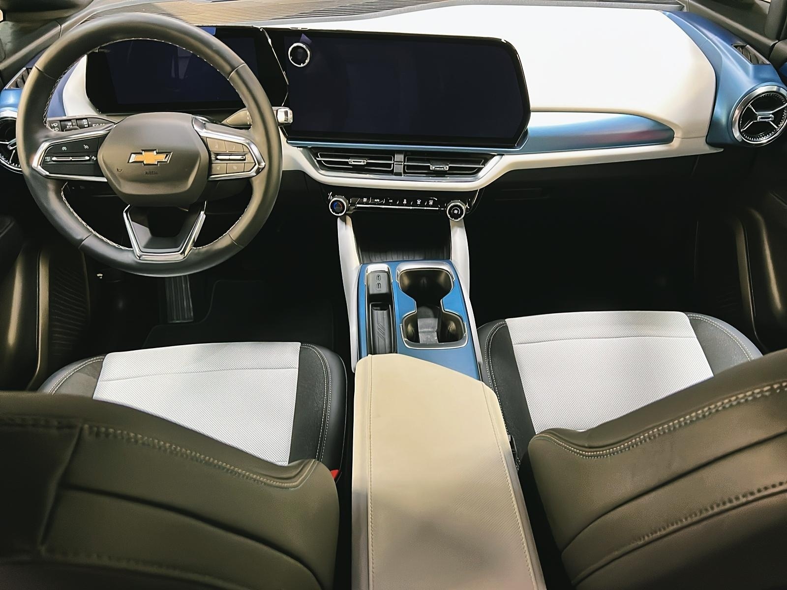 Chevrolet Equinox EV 2LT CUIR NAV 2024 - image #10
