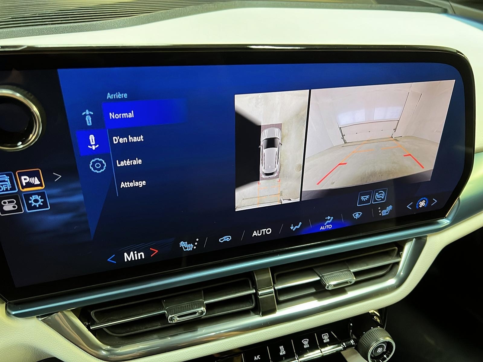 Chevrolet Equinox EV 2LT CUIR NAV 2024 - image #16