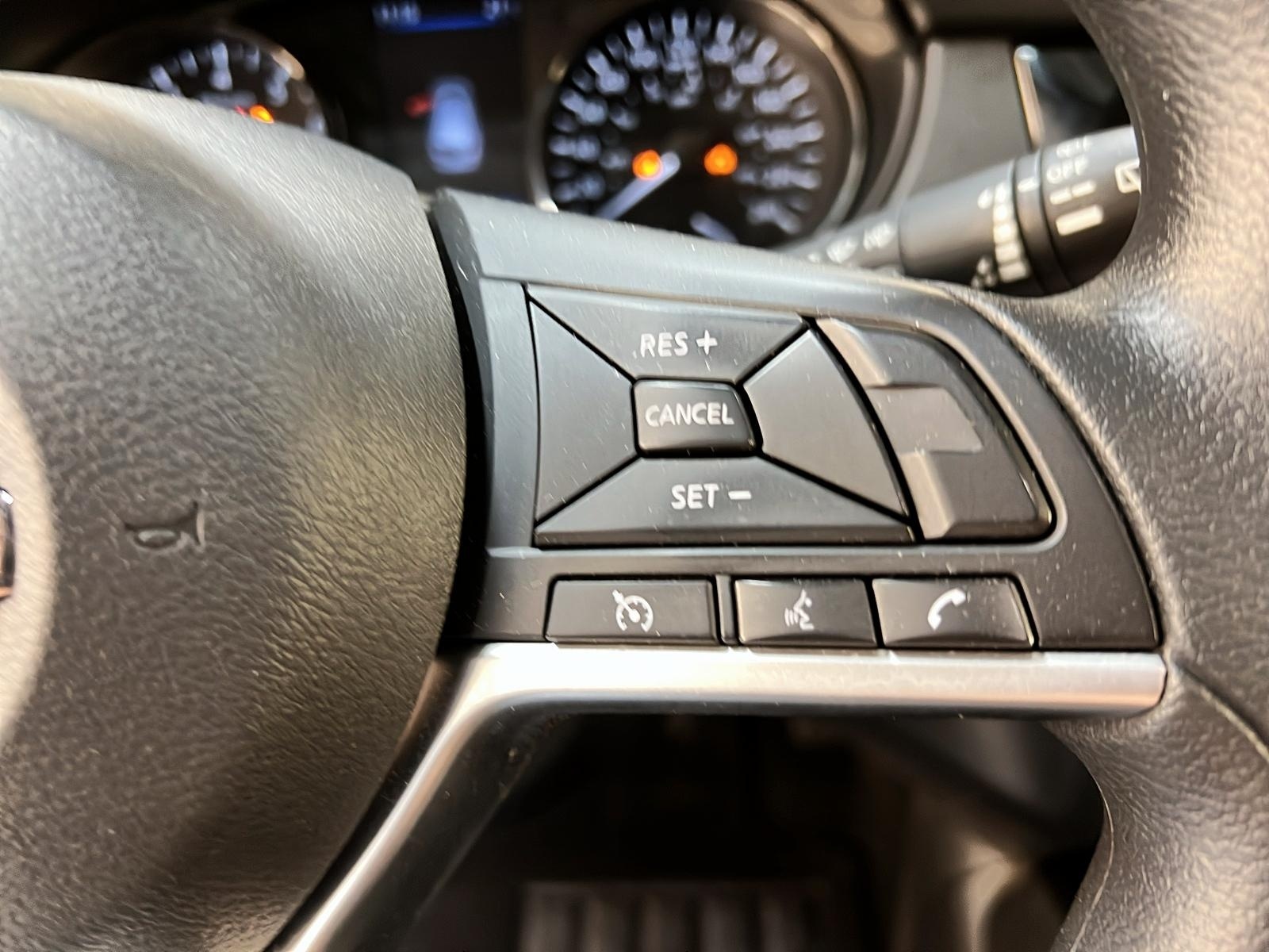 Nissan Qashqai S 4RM 2021 - image #18