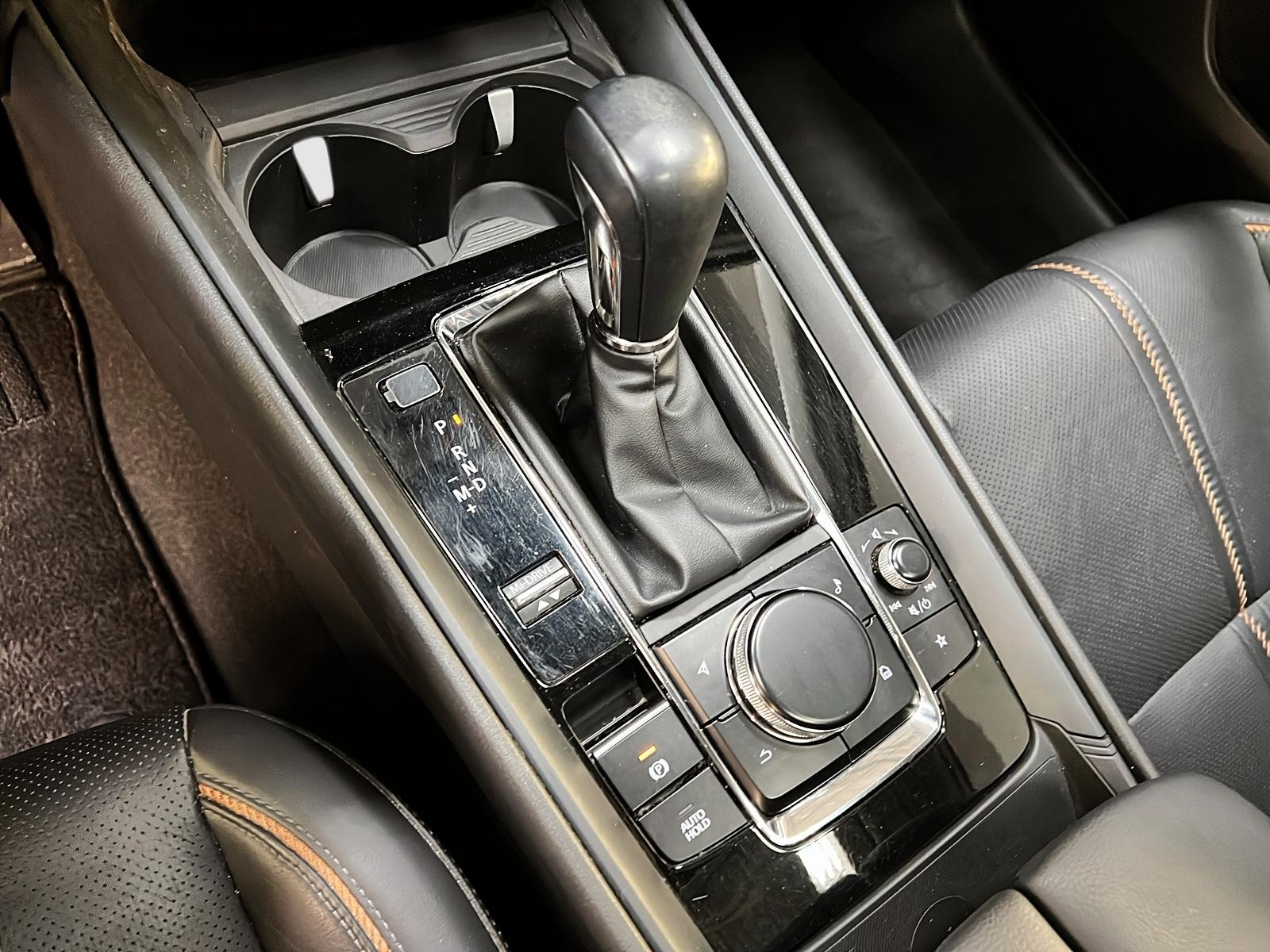 Mazda CX-50 GT CUIR TOIT PANO NAV 4RM 2023 - image #16