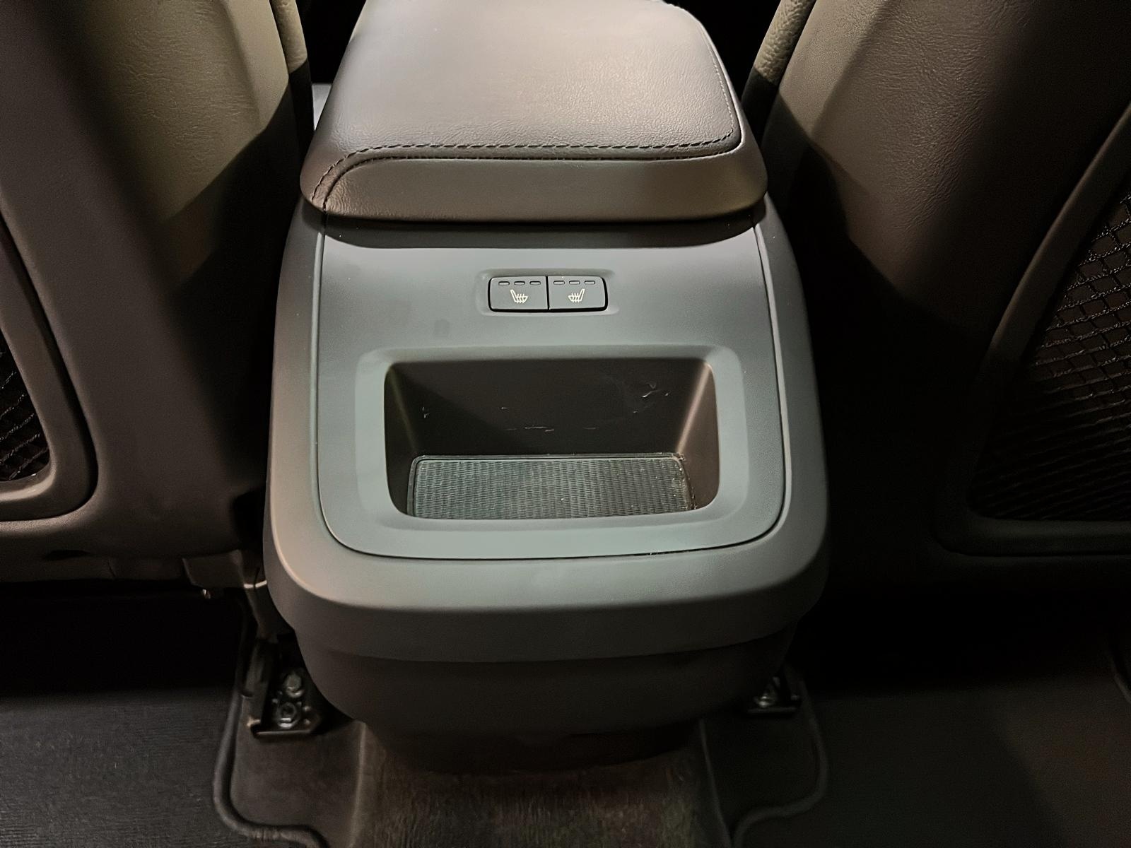 Volvo XC60 2024 - Image #11