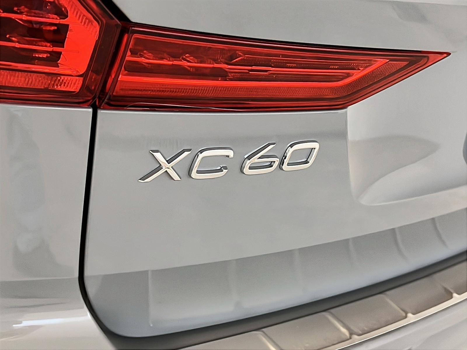 Volvo XC60 B5 PLUS CUIR TOIT PANO NAV 4RM 2024 - image #29