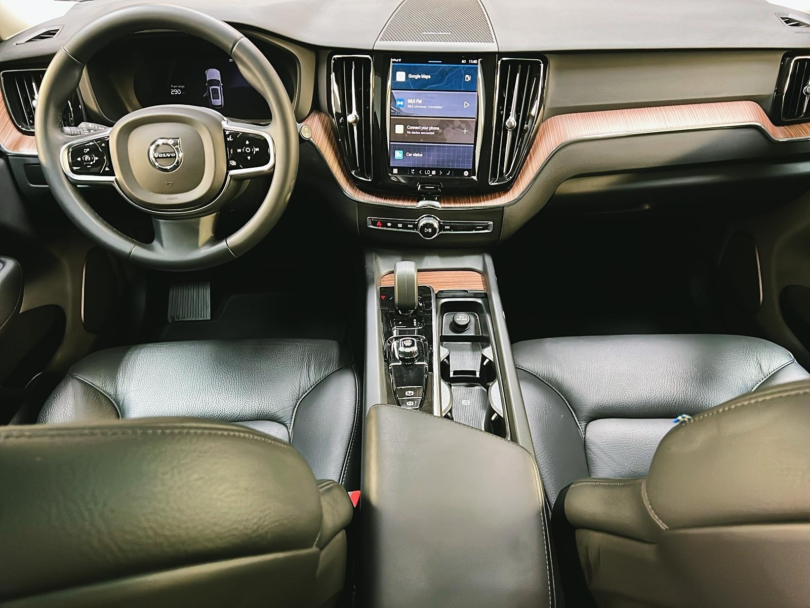 Volvo XC60 B5 PLUS DARK CUIR TOIT PANO NAV 4RM 2024 - image #12