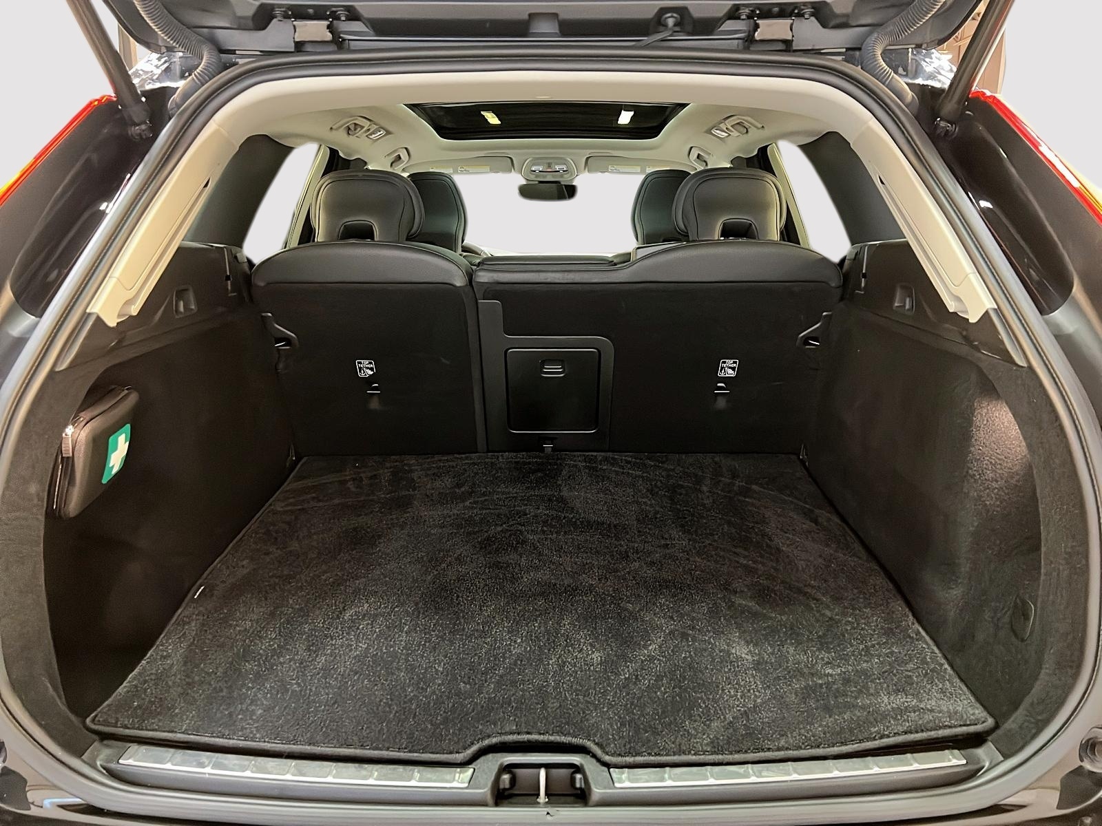 Volvo XC60 2024 - Image #14
