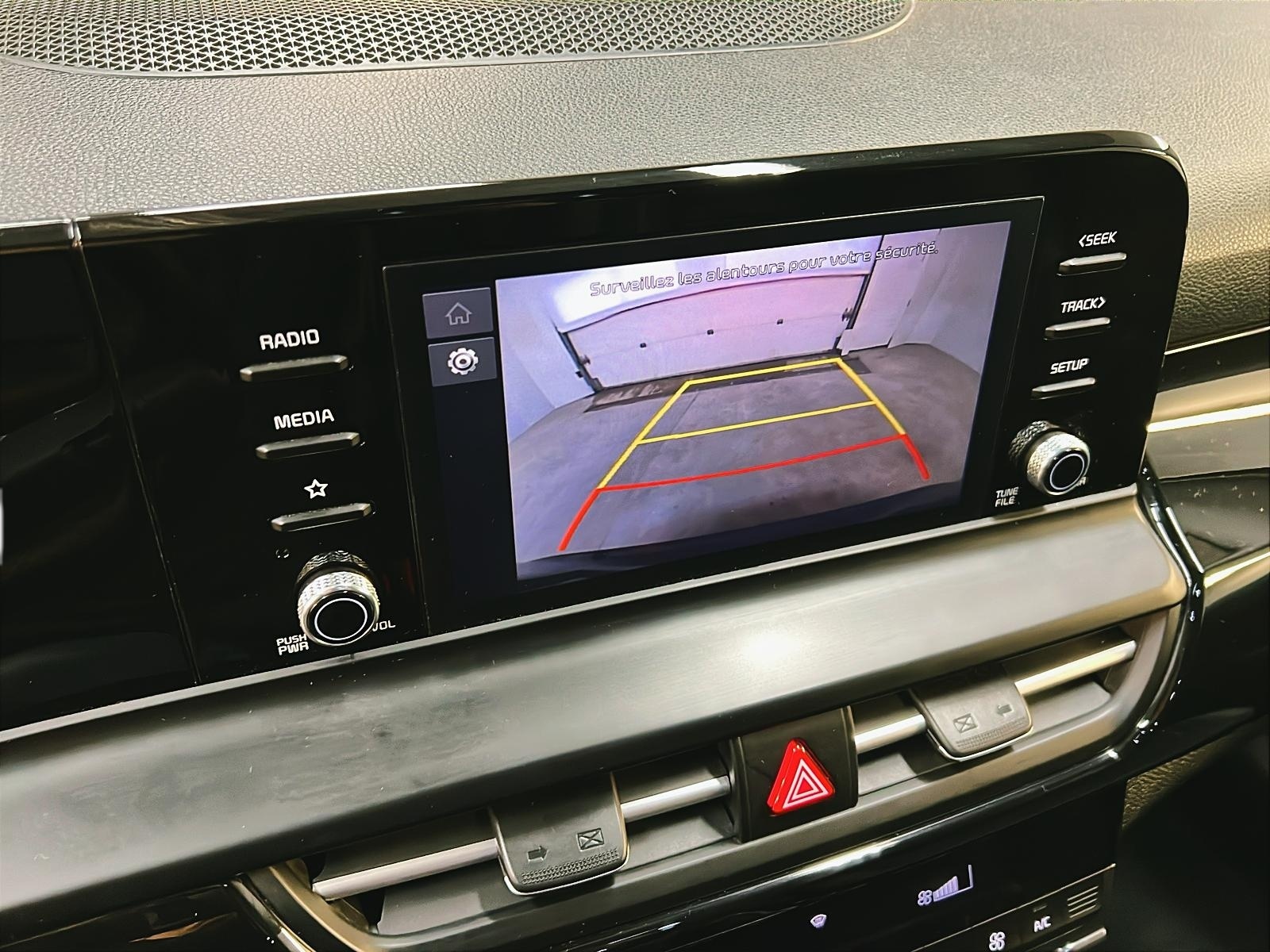 Kia SELTOS EX CUIR TOIT 4RM 2024 - image #17