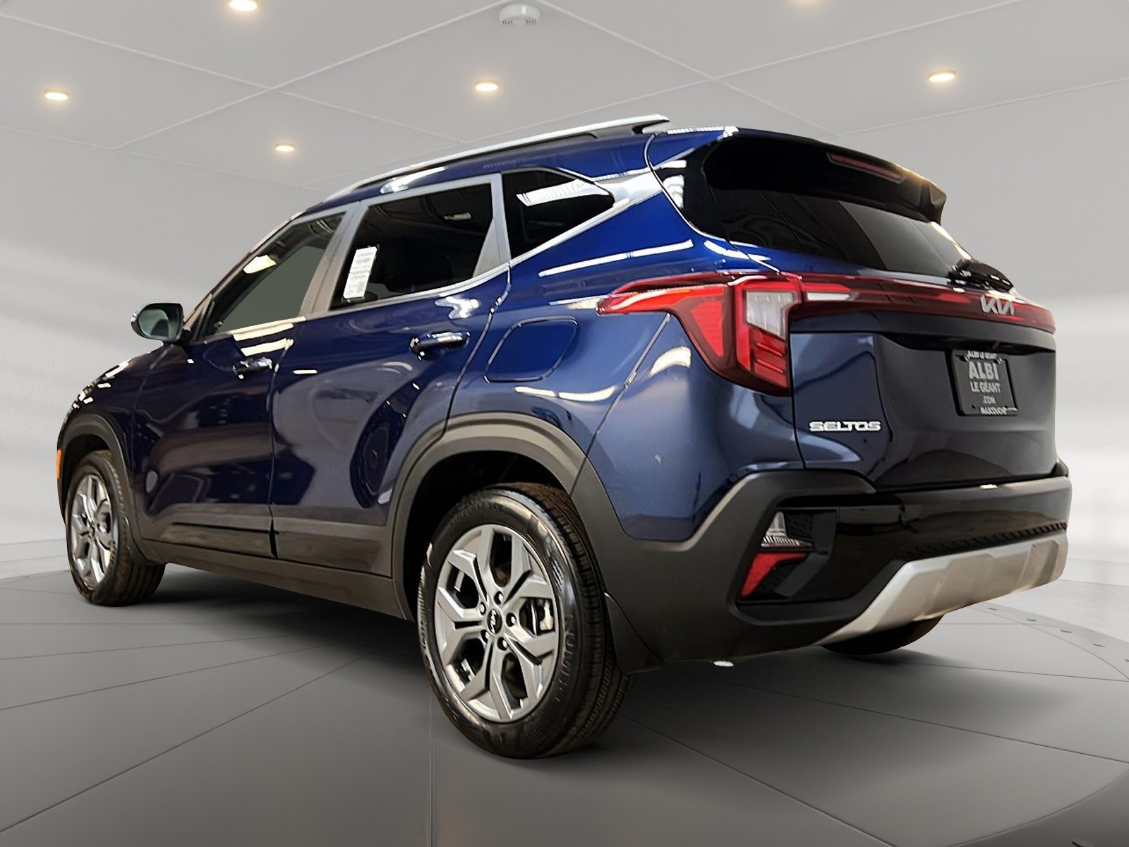 Kia SELTOS EX CUIR TOIT 4RM 2024 - image #6