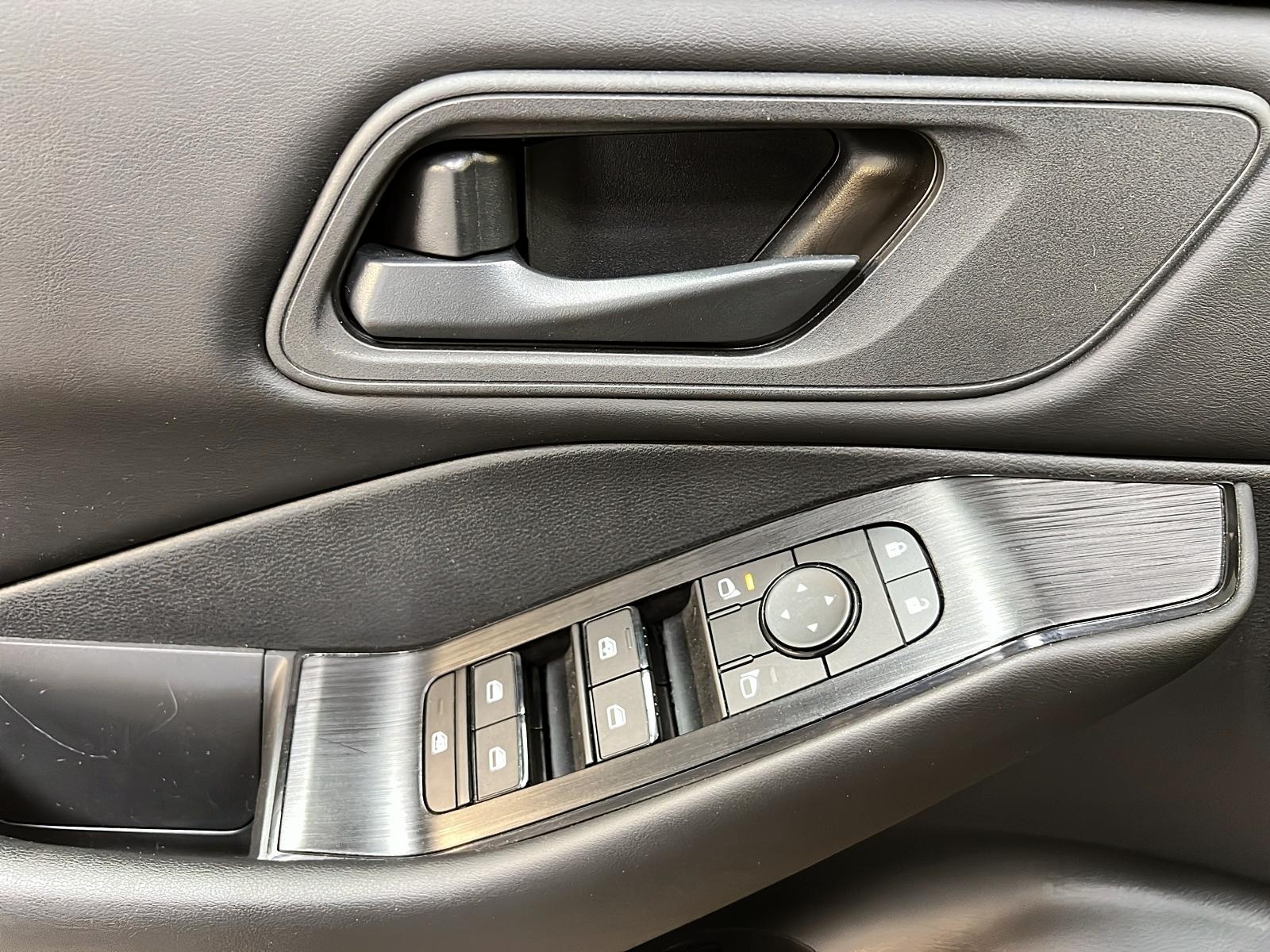 Nissan Rogue 2024 - Image #21