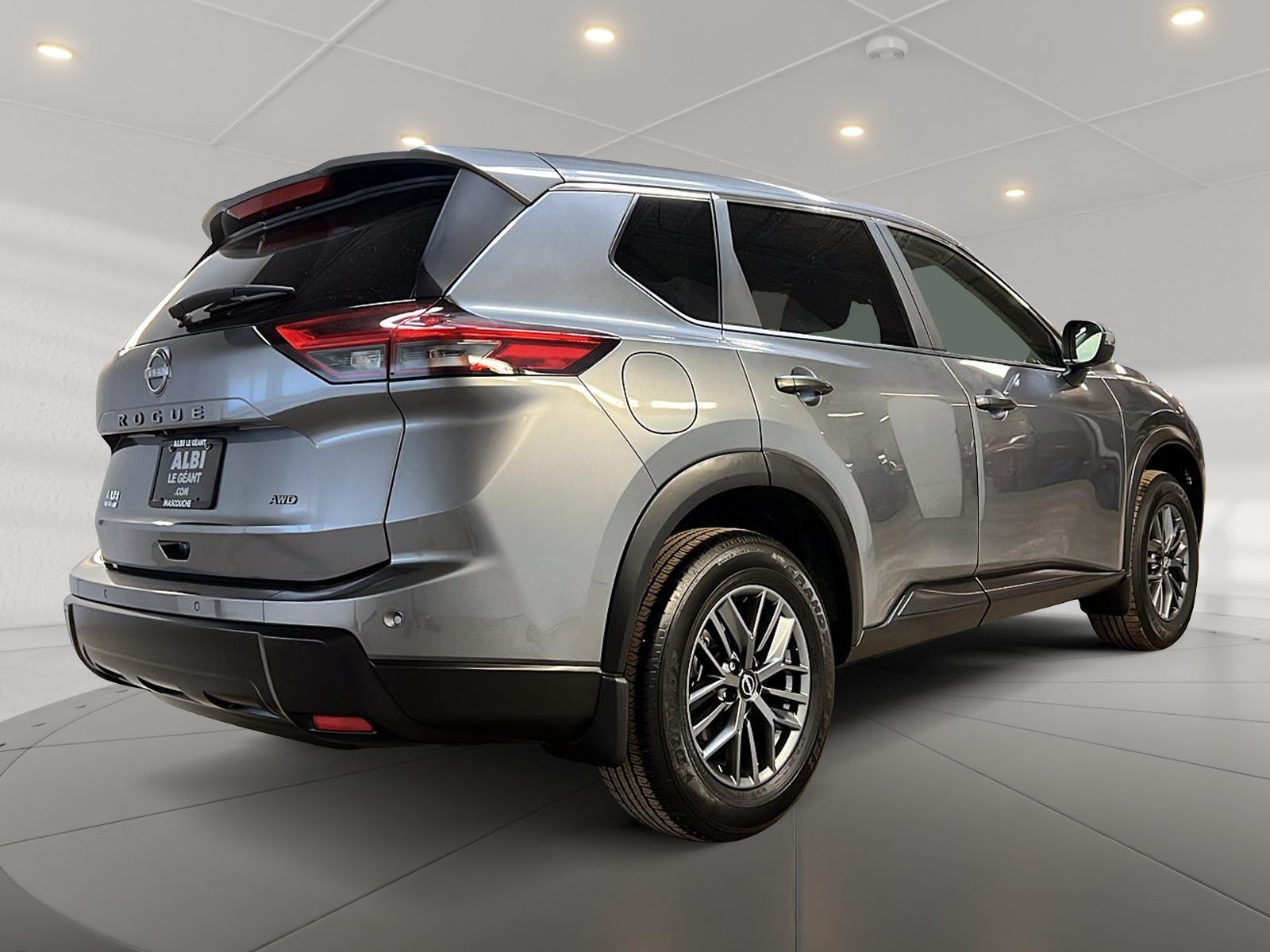 Nissan Rogue S 4RM 2024 - image #4