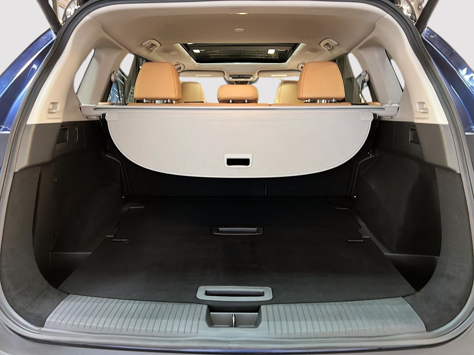 Nissan Rogue PLATINUM CUIR TOIT PANO NAV 4RM 2023 - image #14
