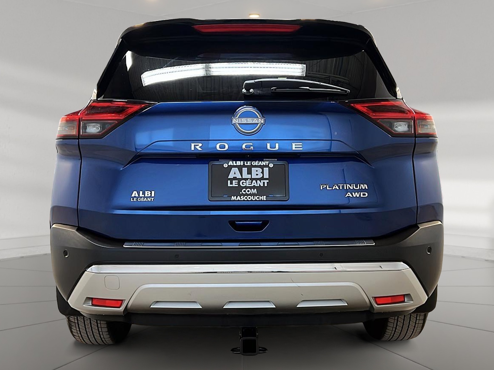 Nissan Rogue PLATINUM CUIR TOIT PANO NAV 4RM 2023 - image #5