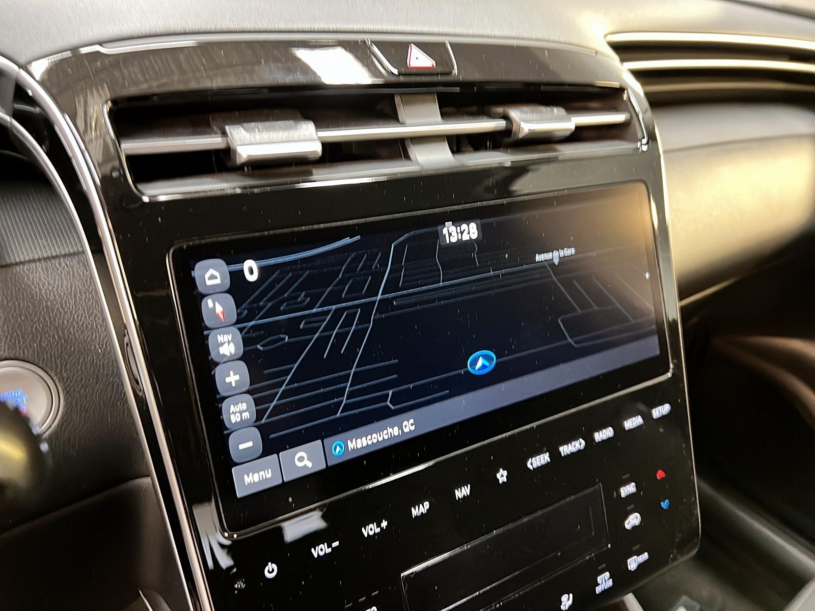 Hyundai Tucson PREFERRED NAV 4RM 2024 - image #17