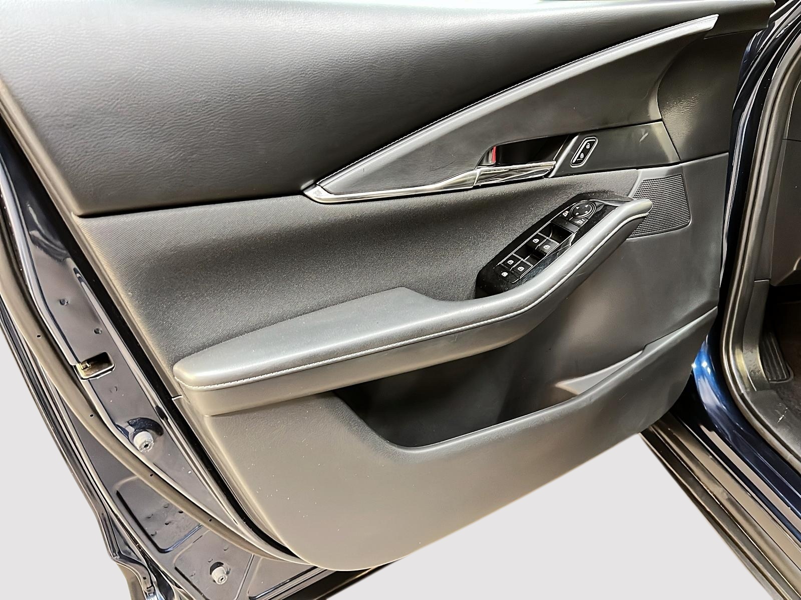 Mazda CX-30 GS 4RM 2023 - image #23