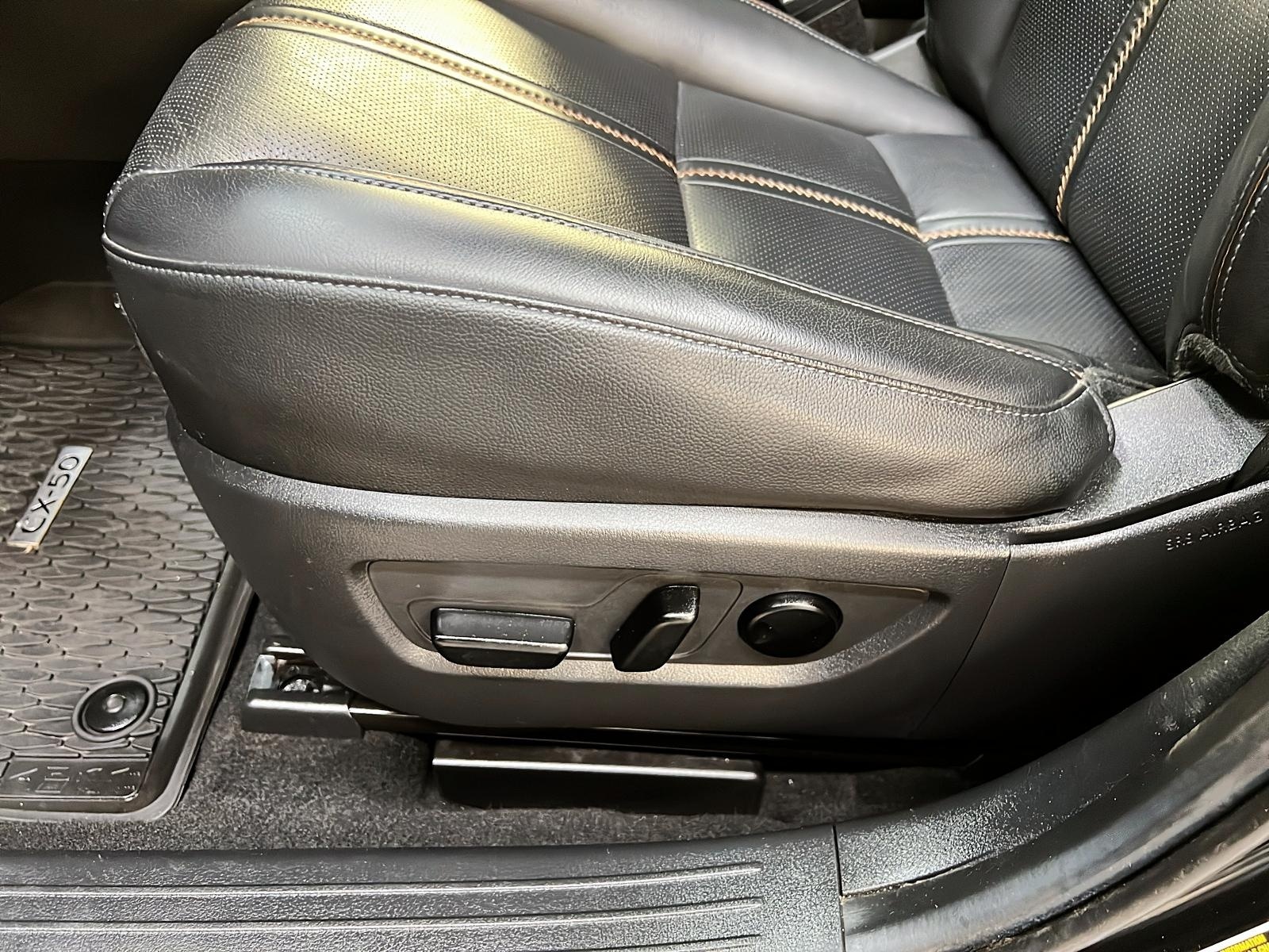 Mazda CX-50 GT CUIR TOIT PANO NAV 4RM 2023 - image #27