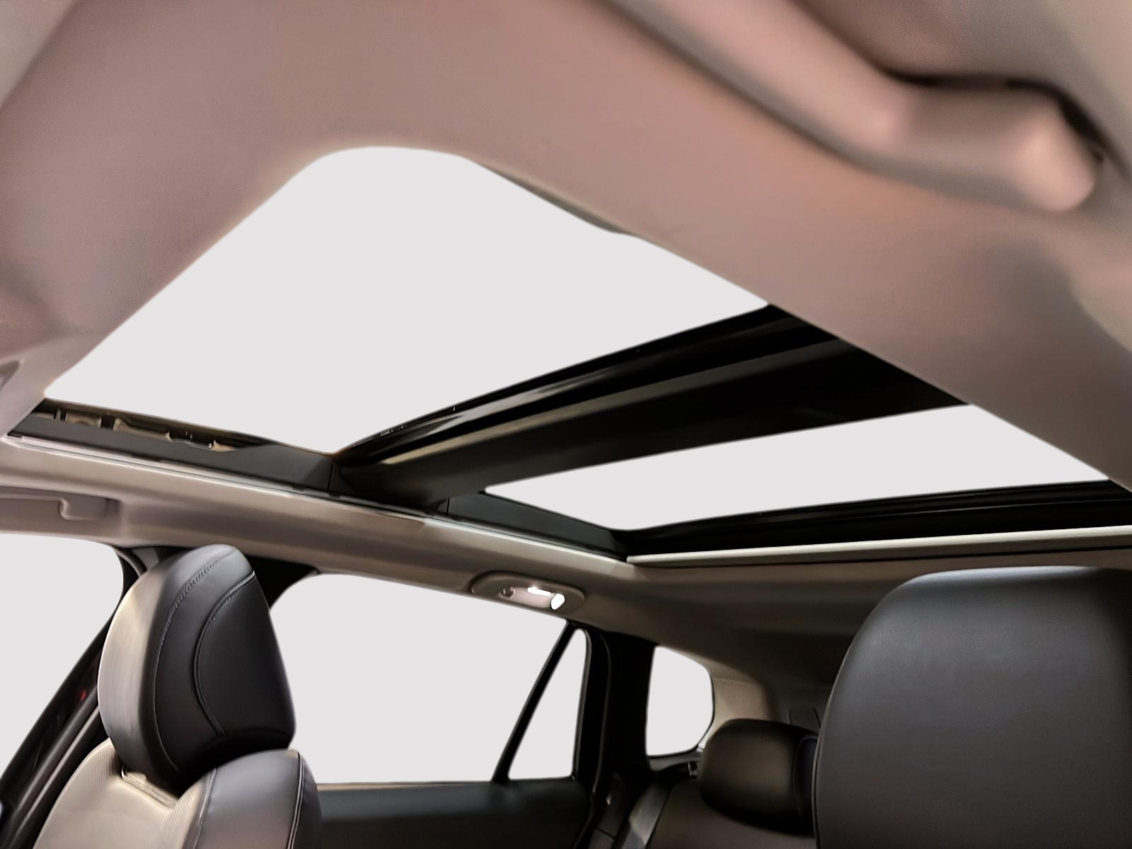 Mazda CX-50 GT CUIR TOIT PANO NAV 4RM 2023 - image #10